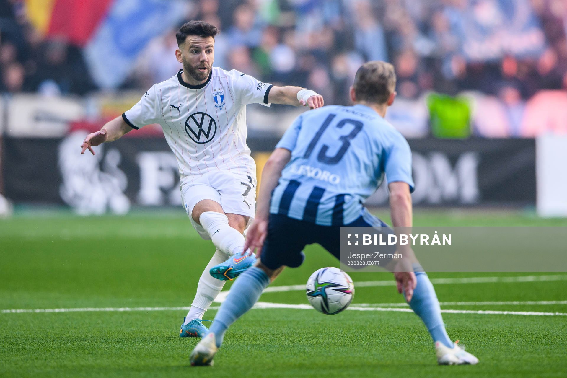 Malmö FFs Erdal Rakip och Djurgårdens Hampus Finndell