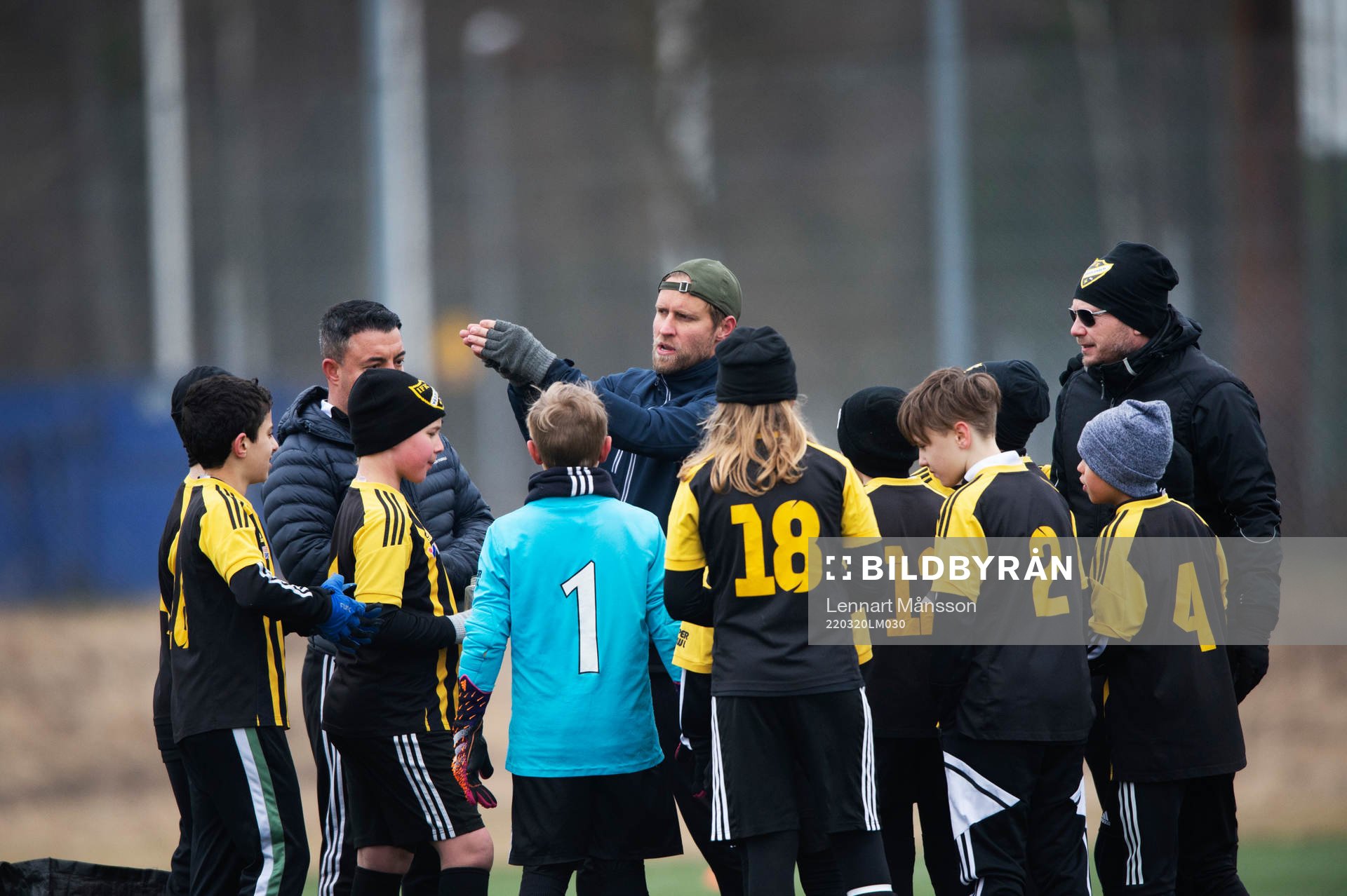 IFK Hässleholms tränare Ken Linde i träningsmatchen för