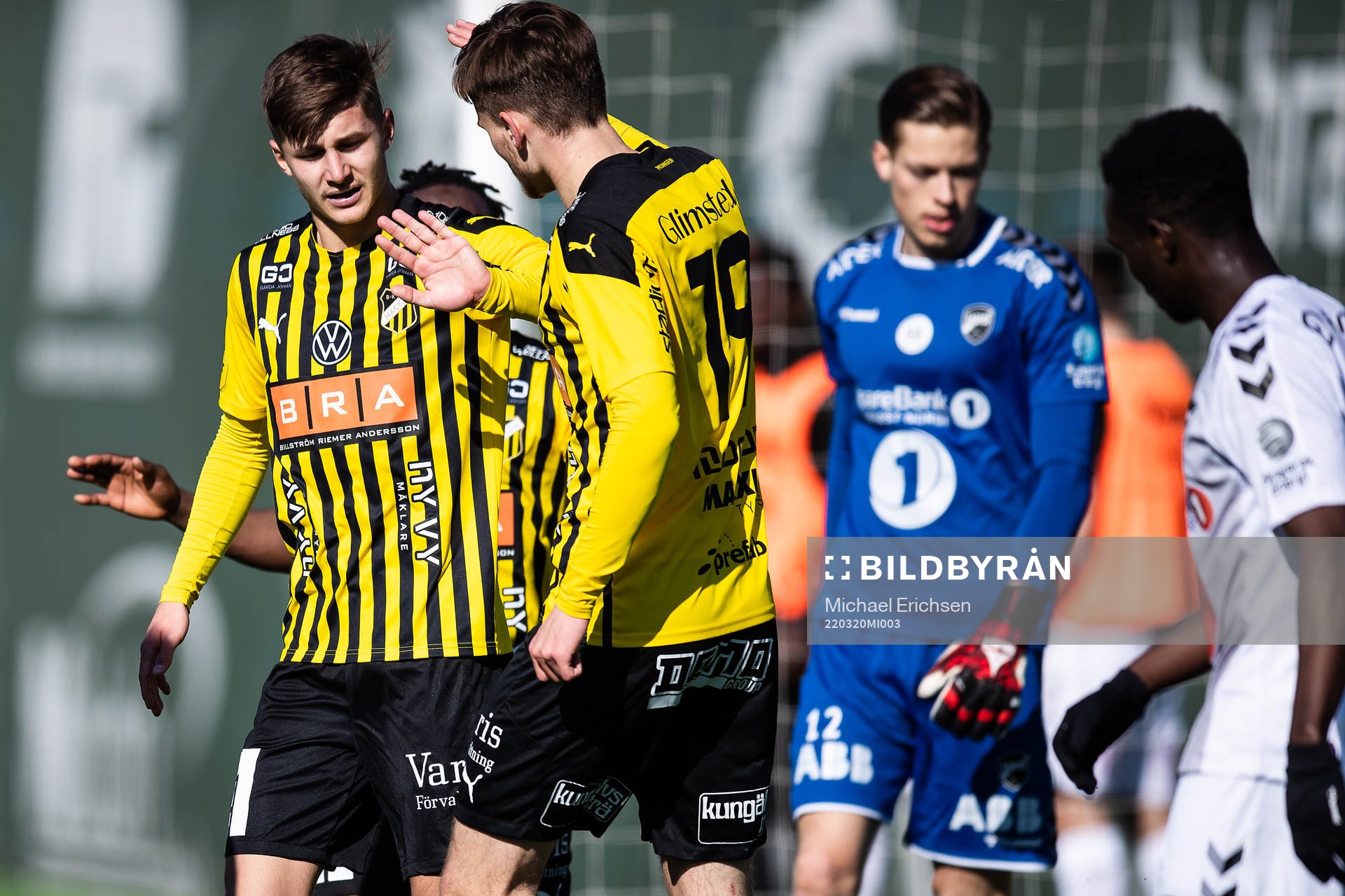 Häckens Leo Bengtsson och Oscar Uddenäs jublar