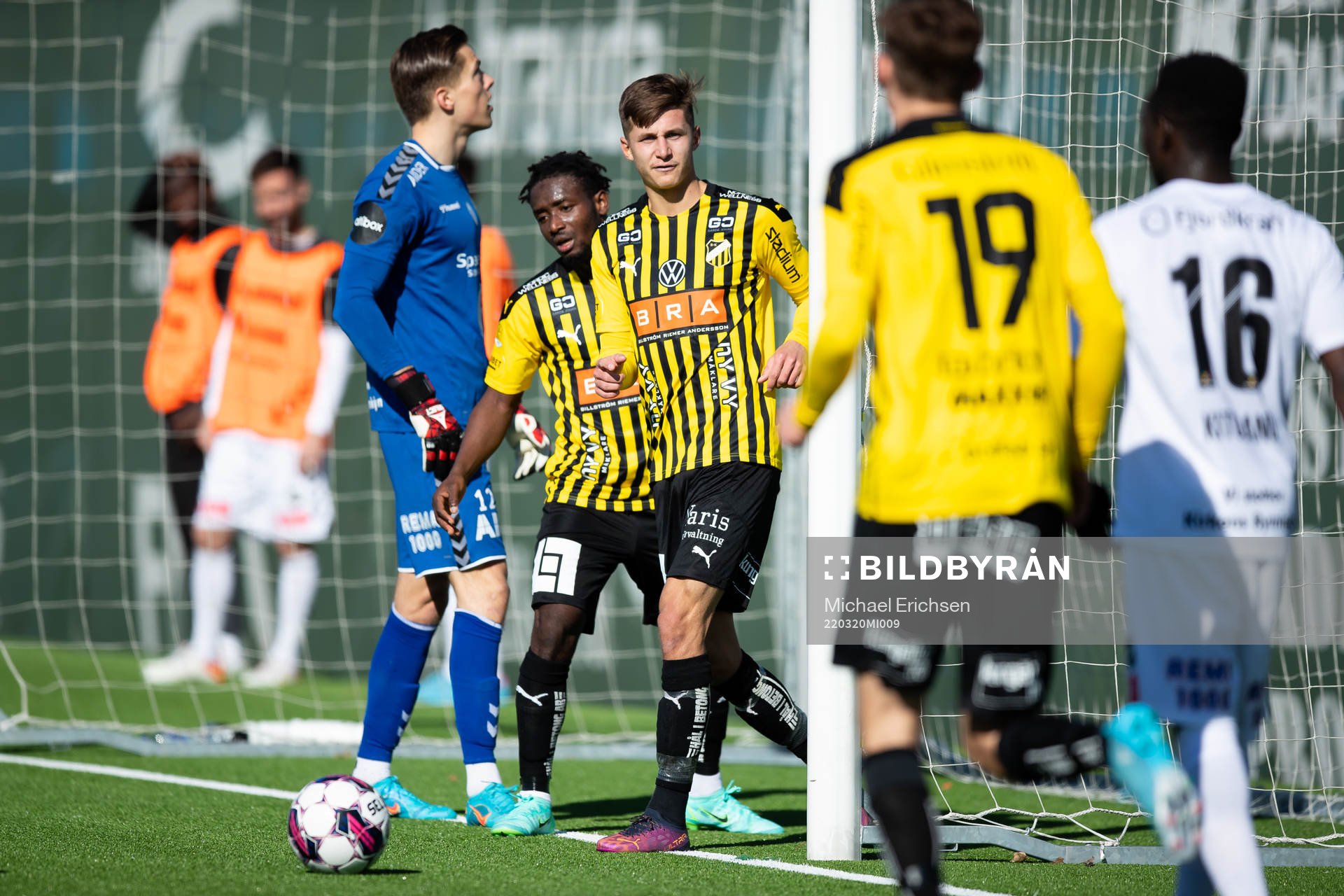 Häckens Leo Bengtsson jublar