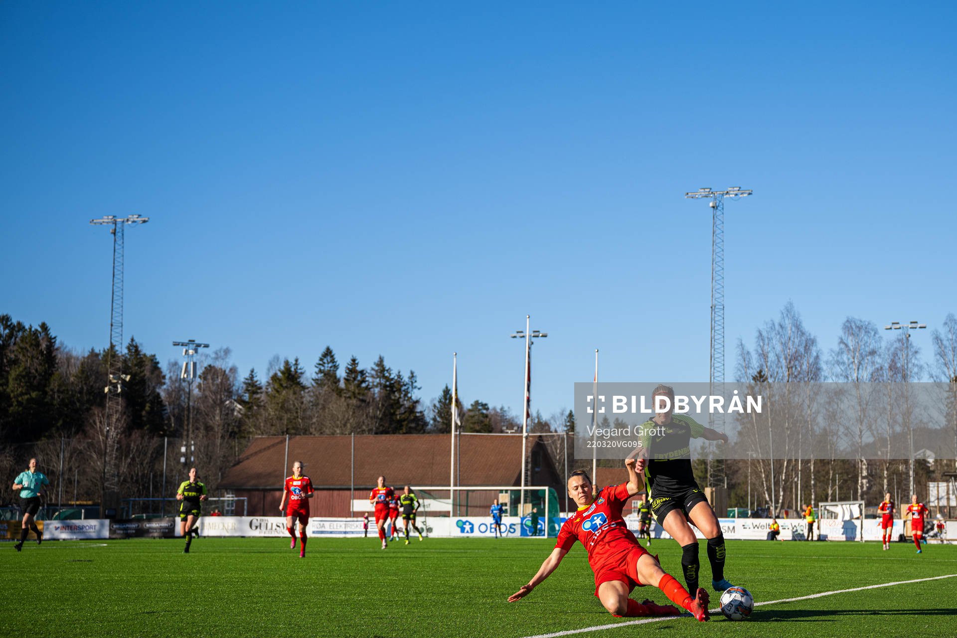 Synne Masdal of Røa and Berglind Björg Torvaldsdottir of