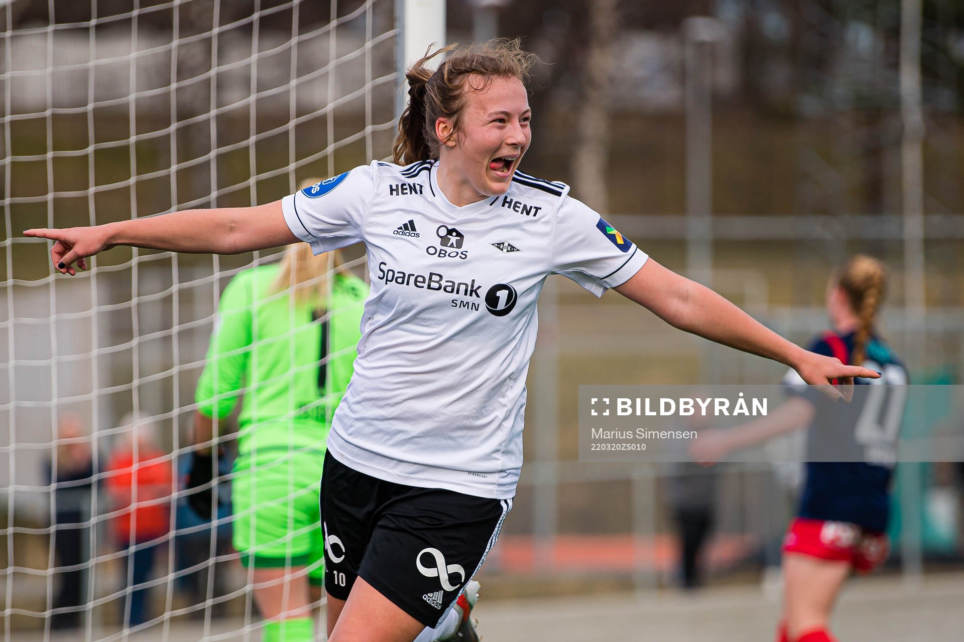 Sara Kanutte Sørensen Fornes of Rosenborg celebrates