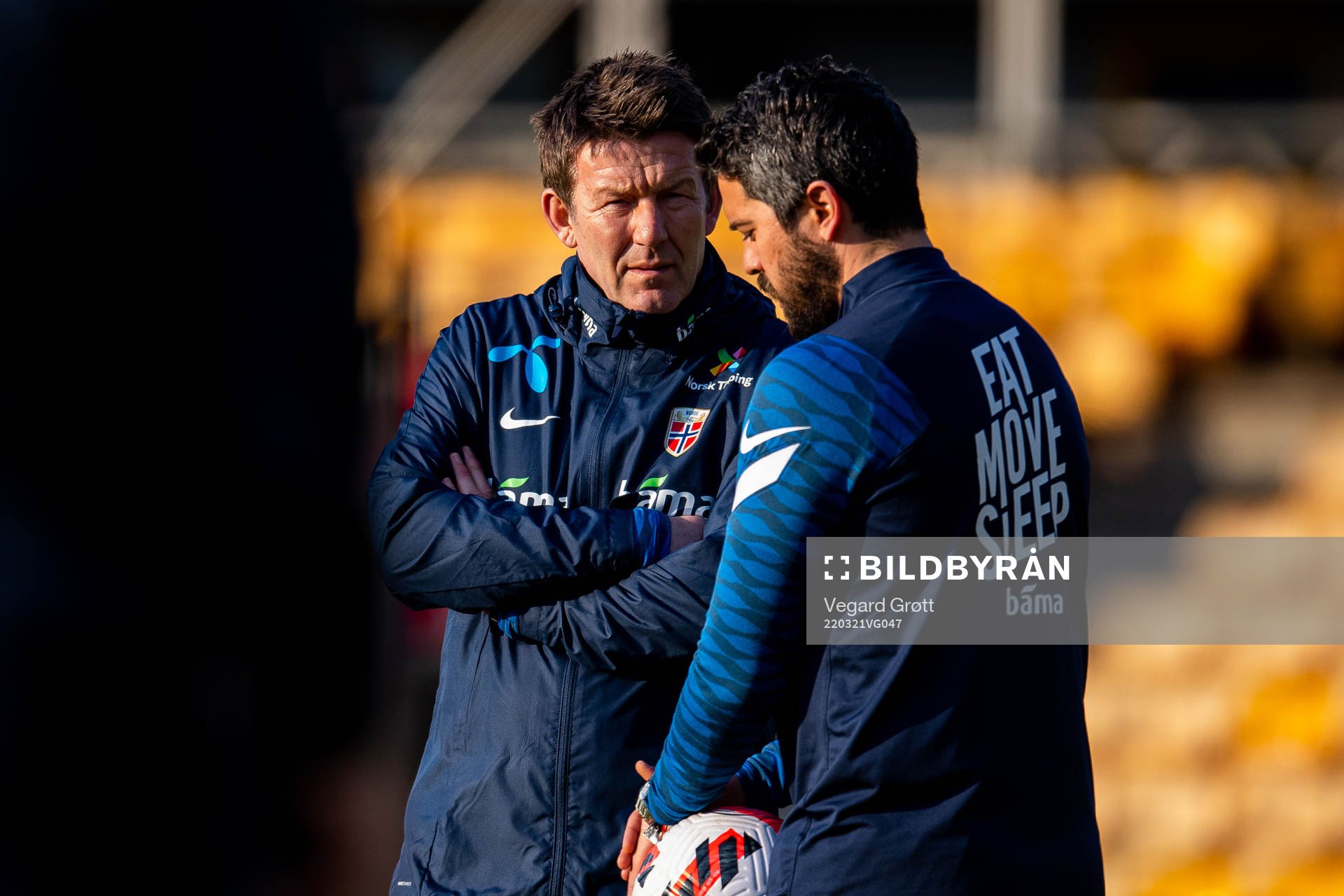 Bård Wiggen talks to Bernardo Cueva, tactical statistician