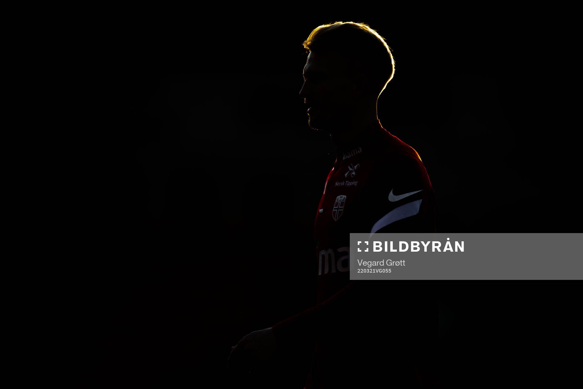 The silhouette of Andreas Hanche-Olsen of the Norwegian