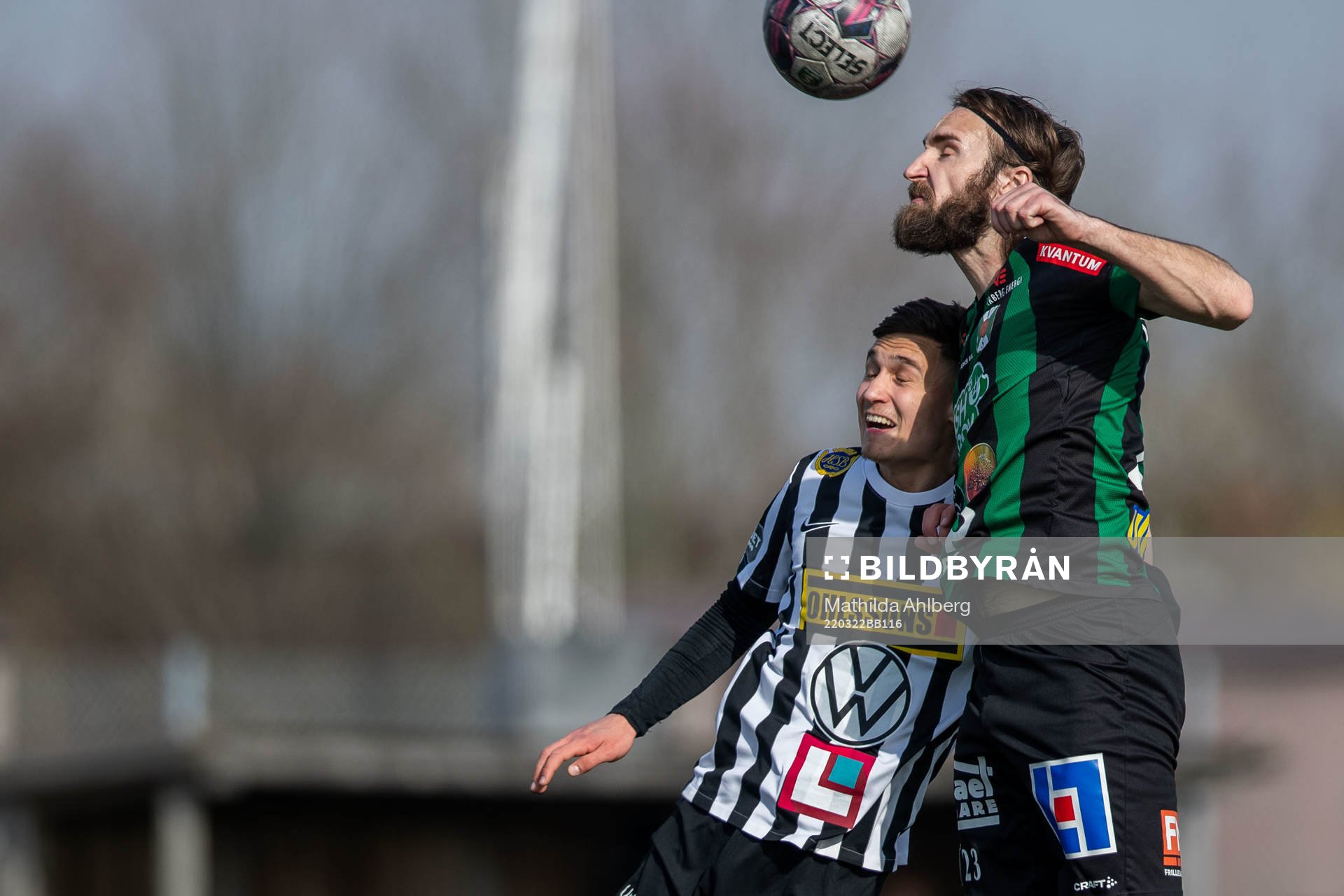 Varbergs Oskar Svensson under träningsmatchen i fotboll mellan Landskrona och Varberg den 22 mars 2022 i Landskrona. 