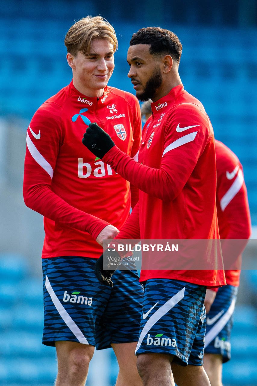 Kristian Thorstvedt and Joshua King of the Norwegian