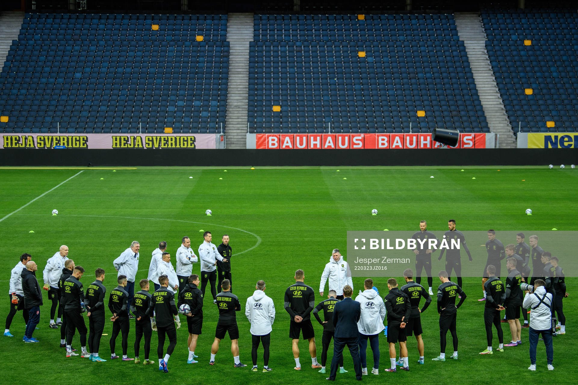 Players of Czech Republic gather