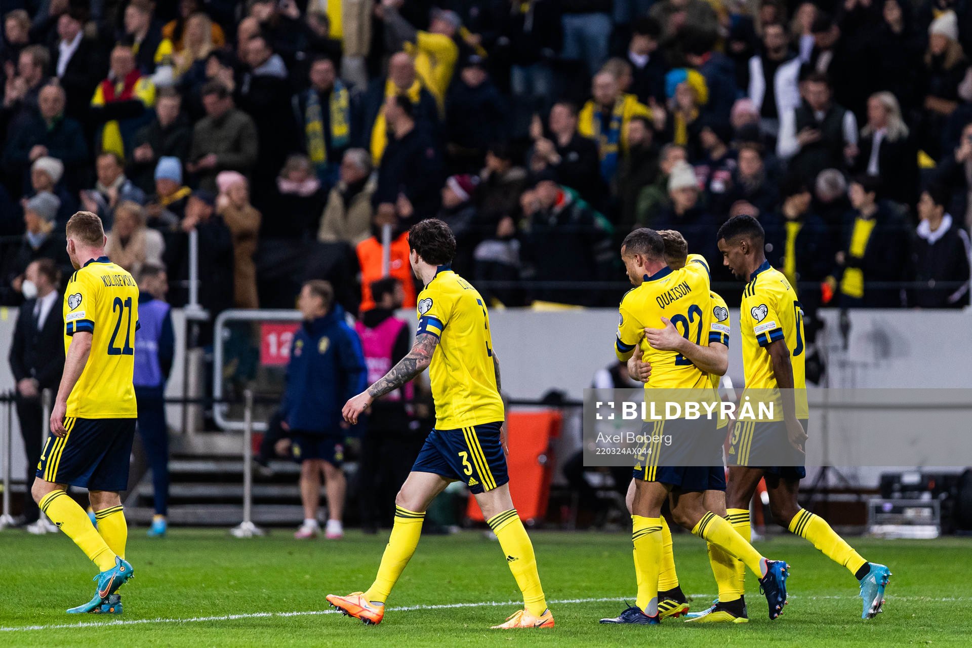 Robin Quaison and Jesper Karlström of Sweden celebrate