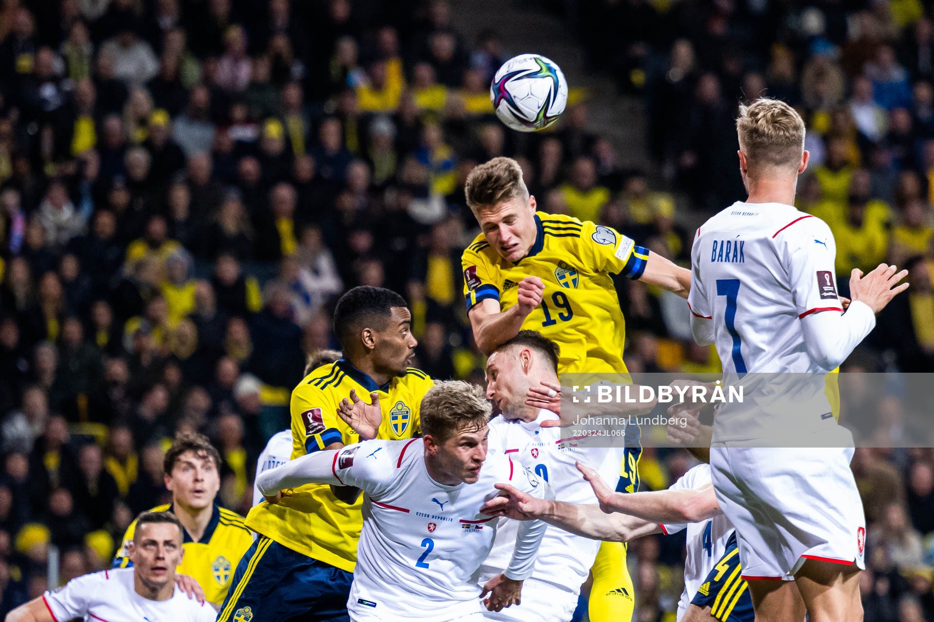 Mattias Svanberg and Alexander Isak of Sweden