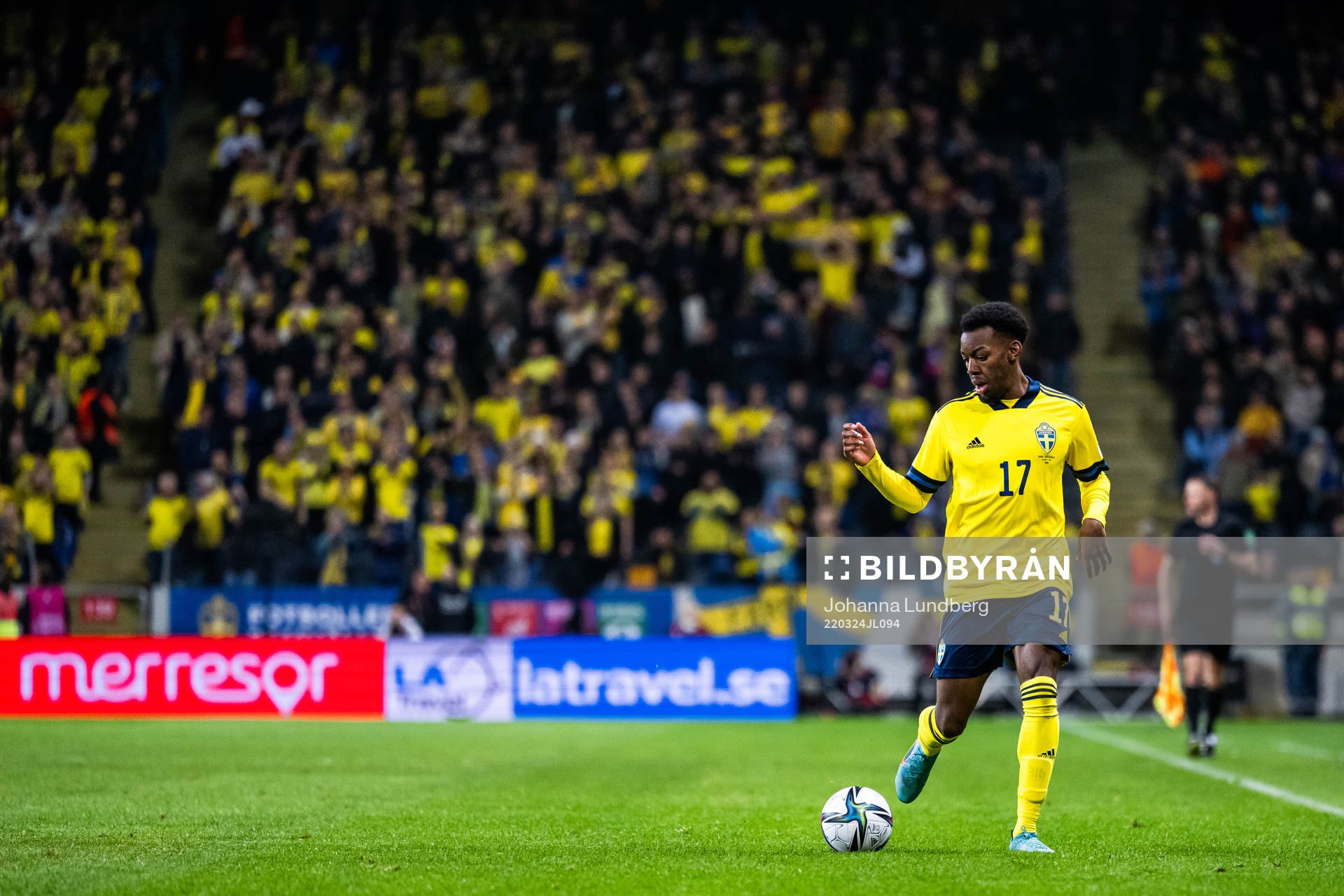 Anthony Elanga of Sweden