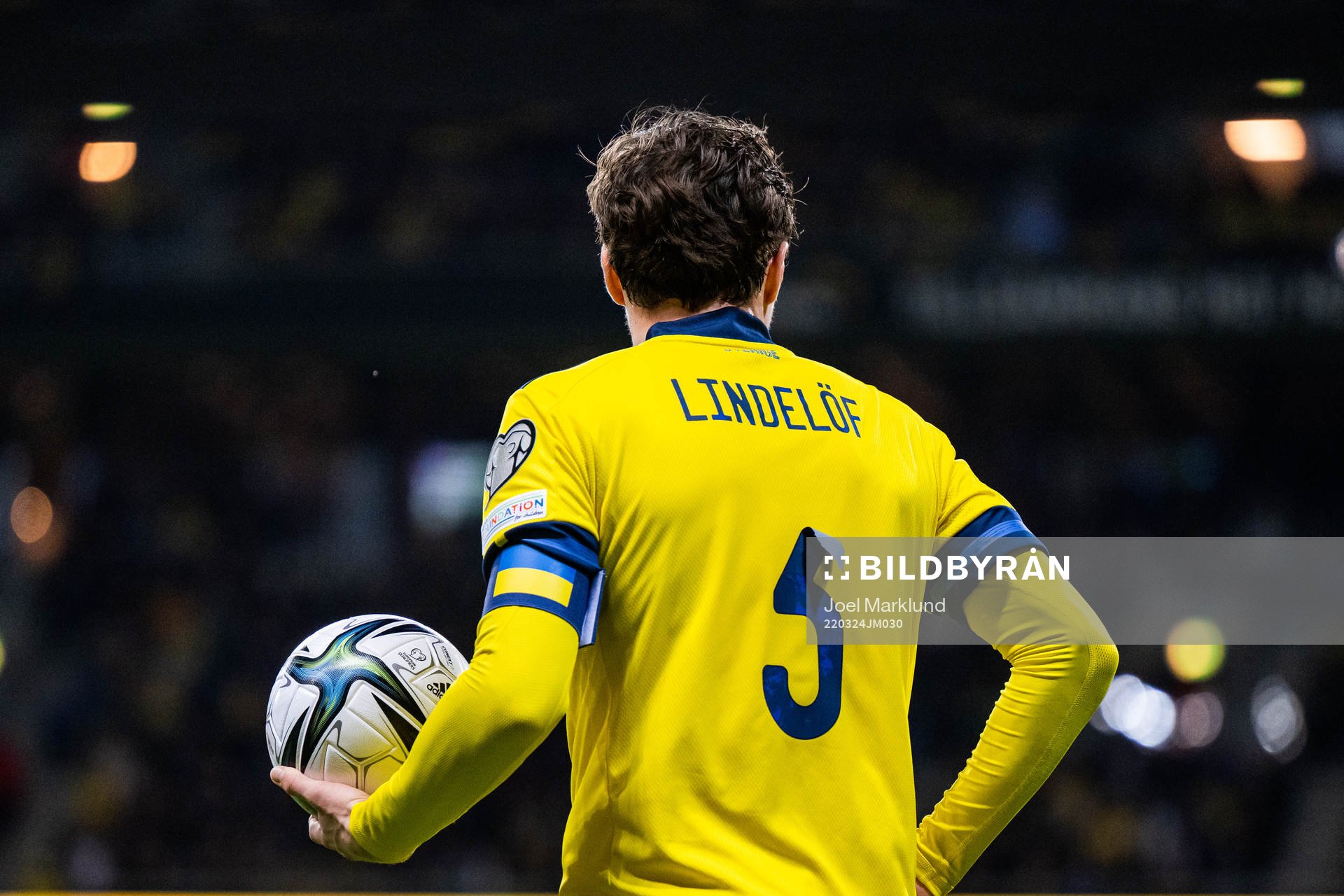 Victor Lindelöf of Sweden with the captains arm band in