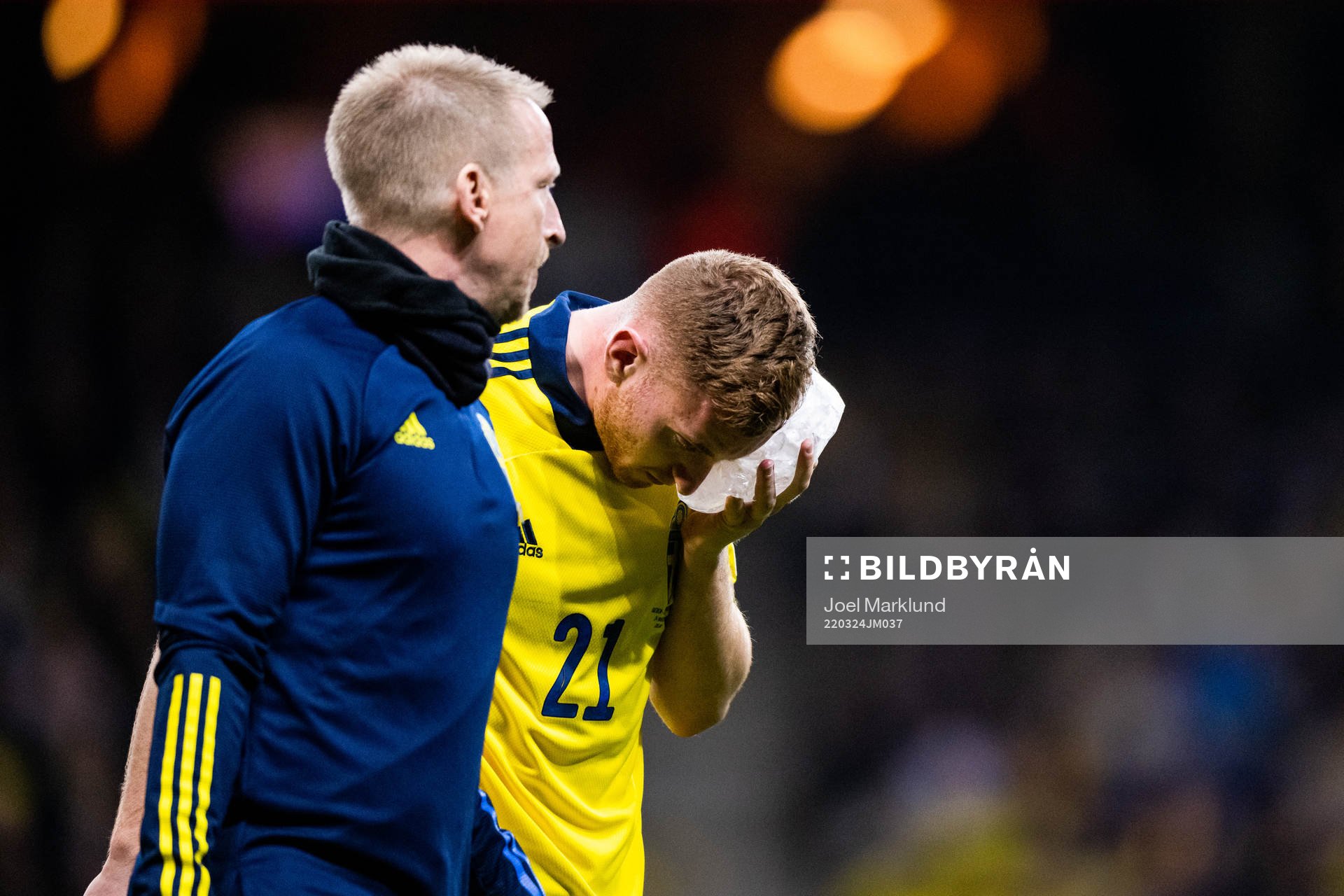 Dejan Kulusevski of Sweden with an ice pack against his