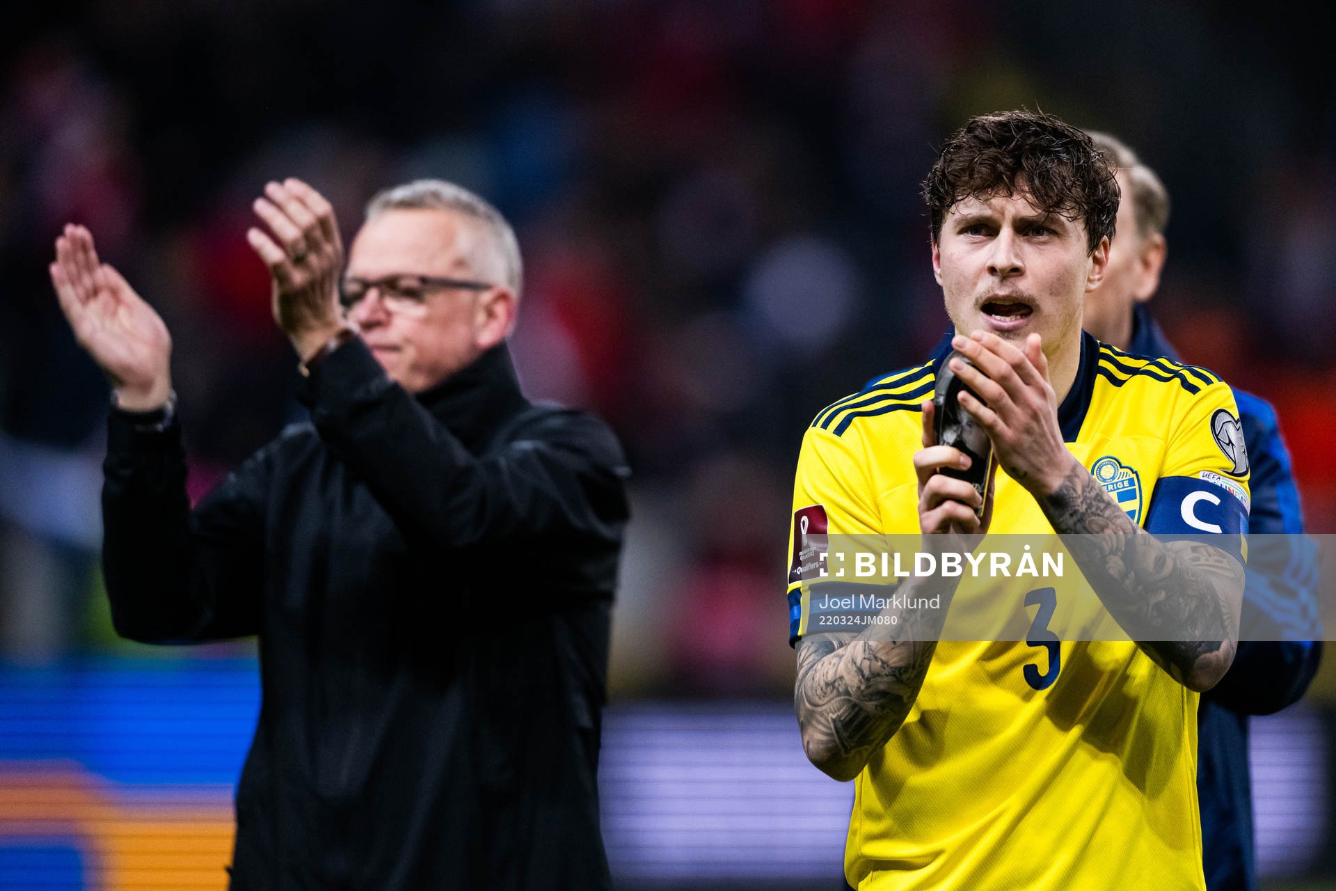 Victor Lindelöf of Sweden celebrates