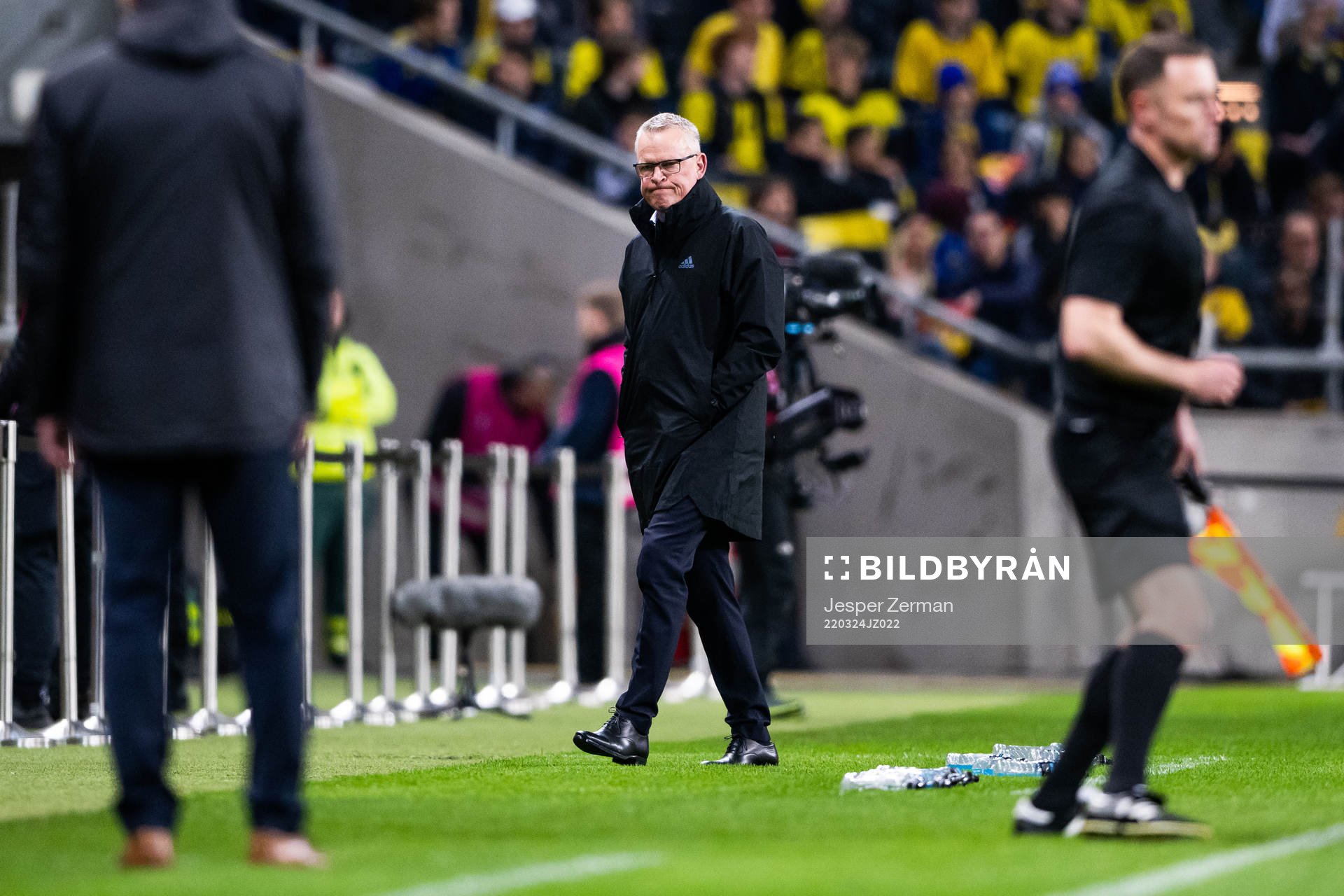 head coach Janne Andersson of Sweden