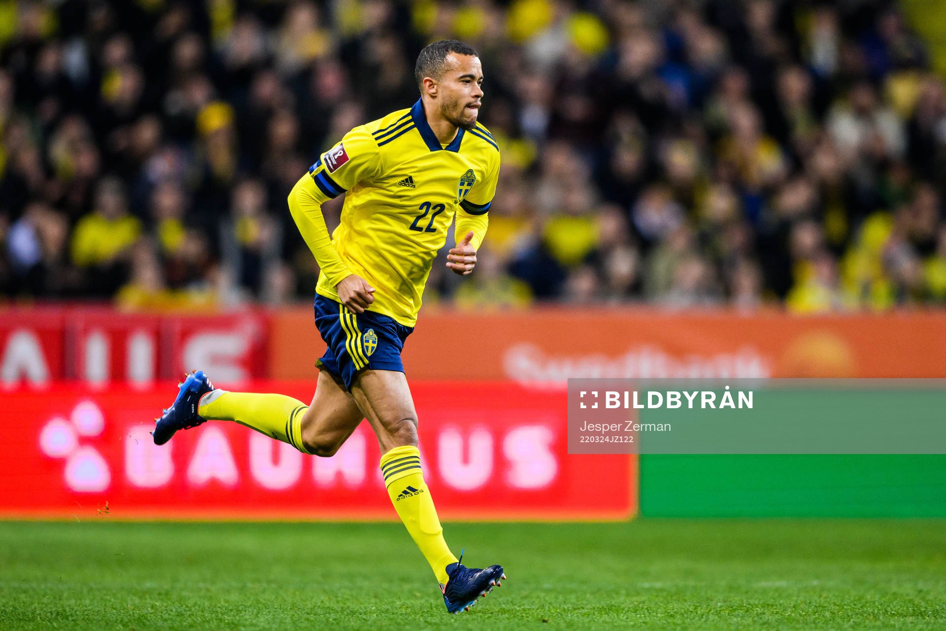 Robin Quaison of Sweden