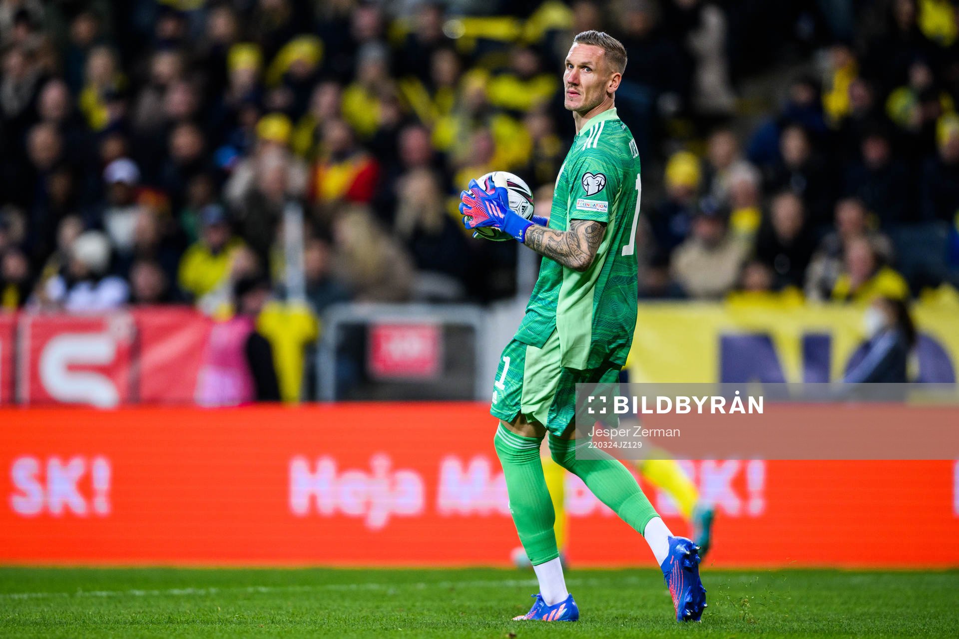 goalkeeper Robin Olsen of Sweden