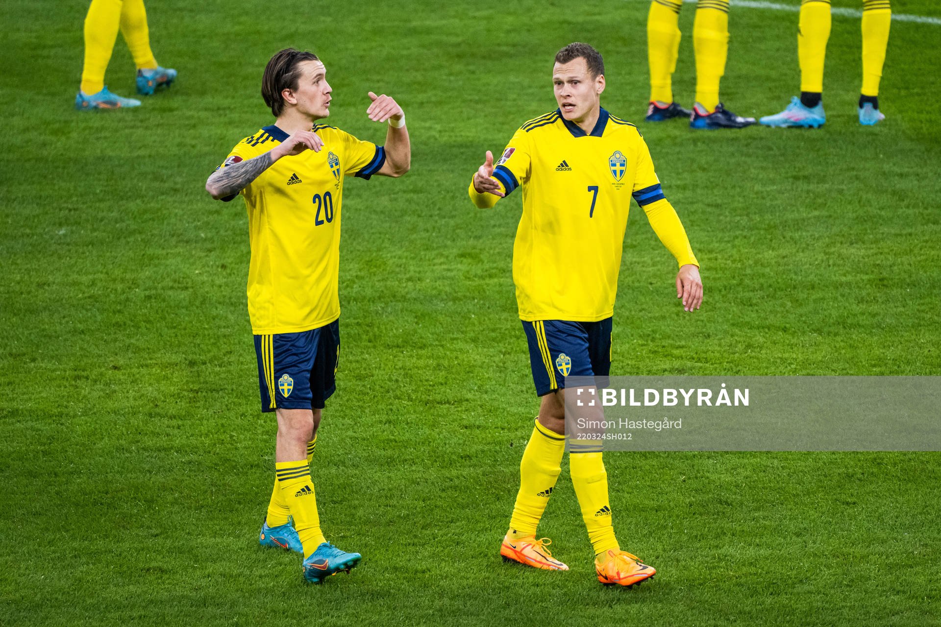 Kristoffer Olsson and Viktor Claesson of Sweden