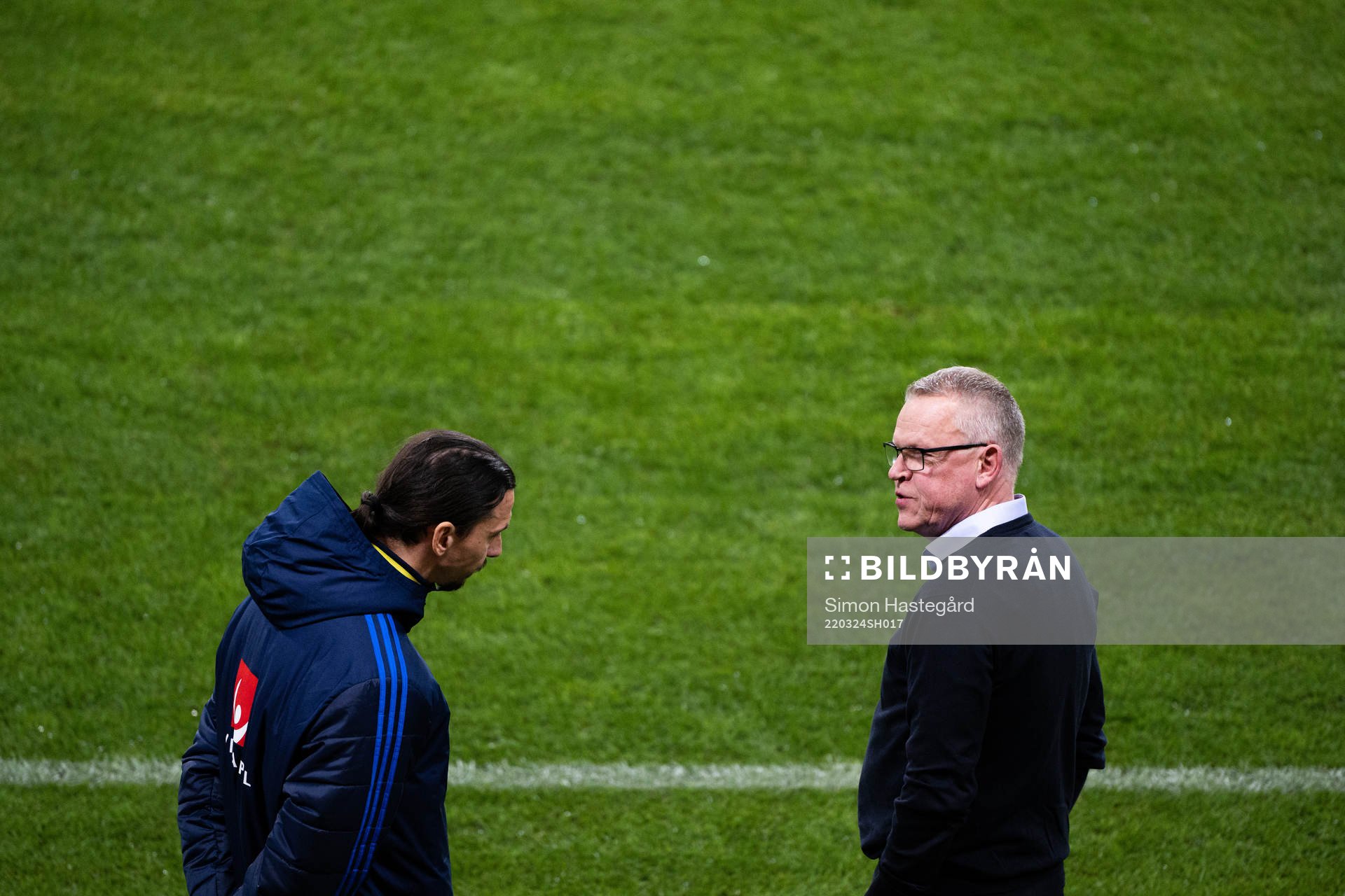 Zlatan Ibrahimovic and head coach Janne Andersson of Sweden