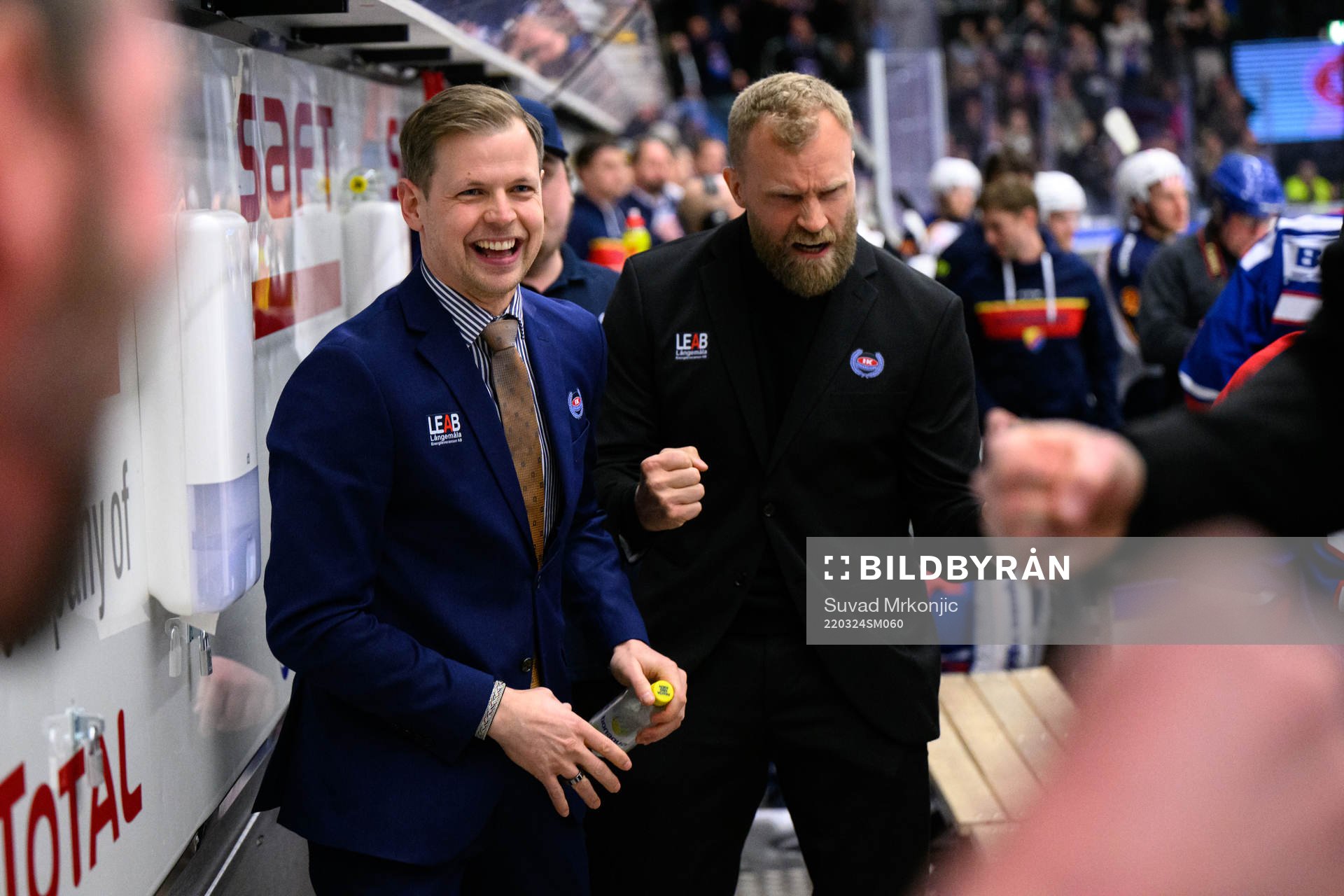 Oskarshamns tränare Martin Filander jublar