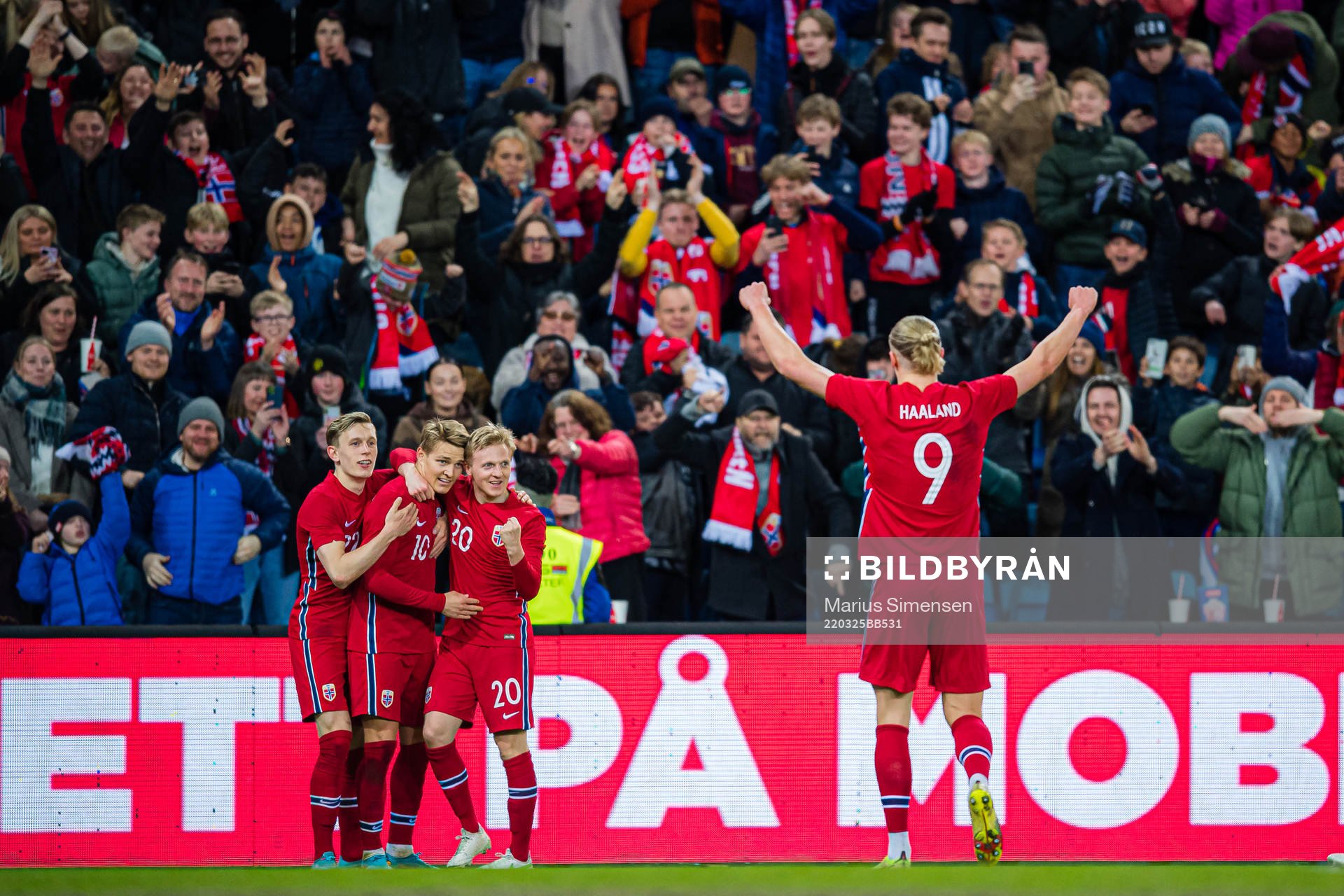 Martin Ødegaard of Norway celebrates