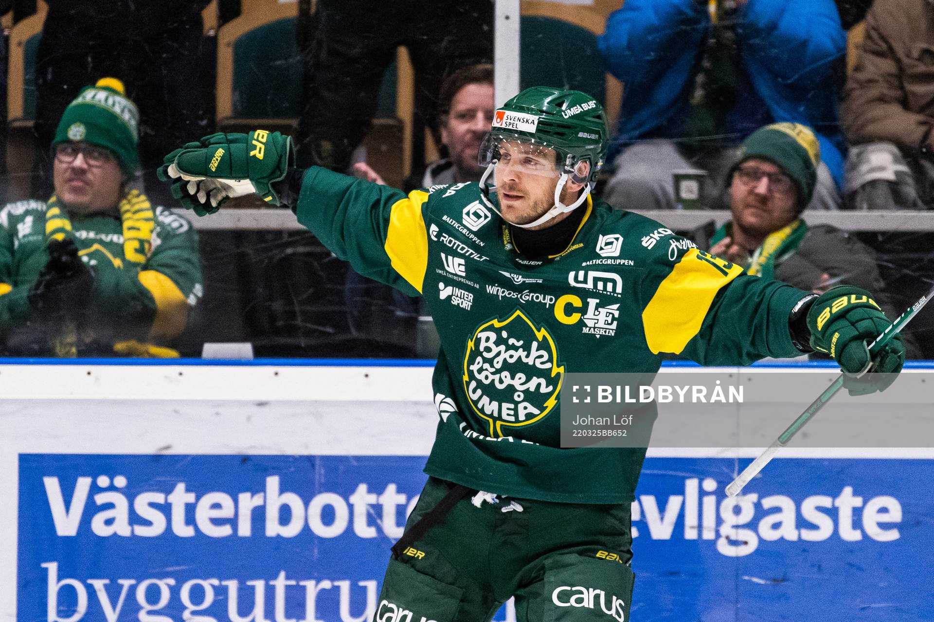 Björklövens Fredric Andersson jublar