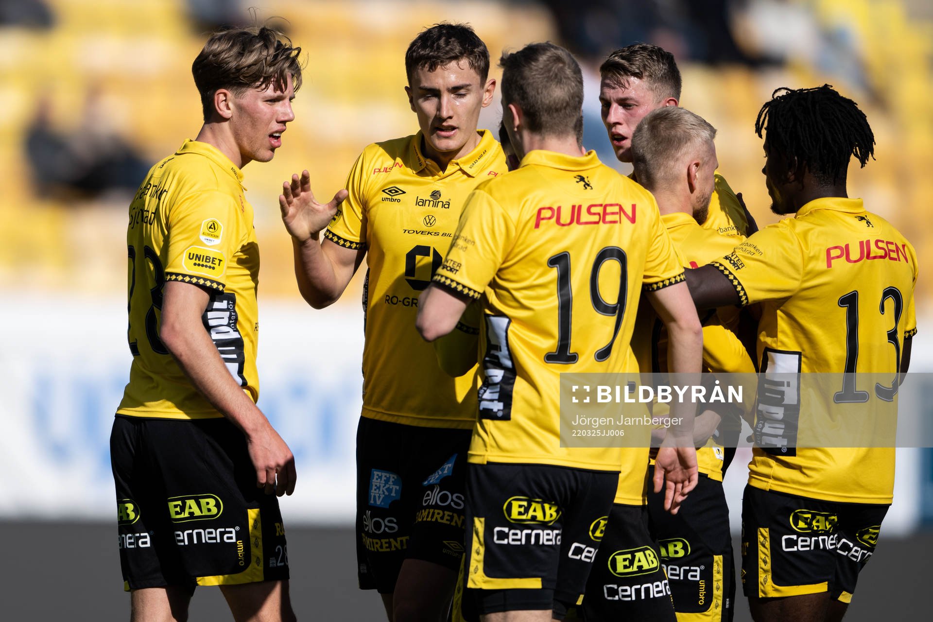 Elfsborgs Noah Söderberg jublar med lagkamrater
