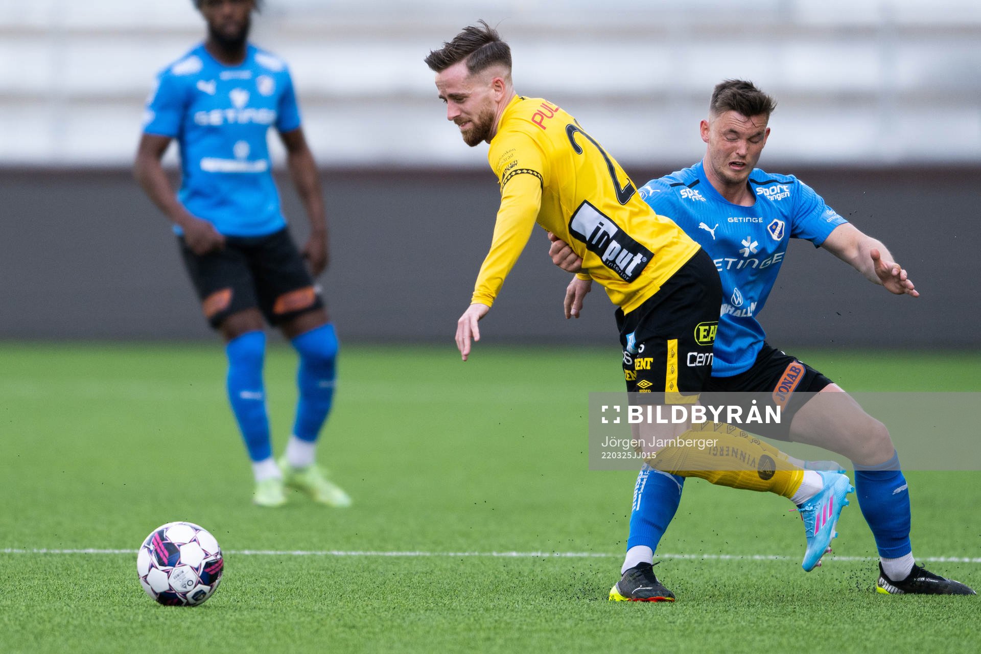 Elfsborgs Rasmus Alm och Halmstads Jonathan Svedberg