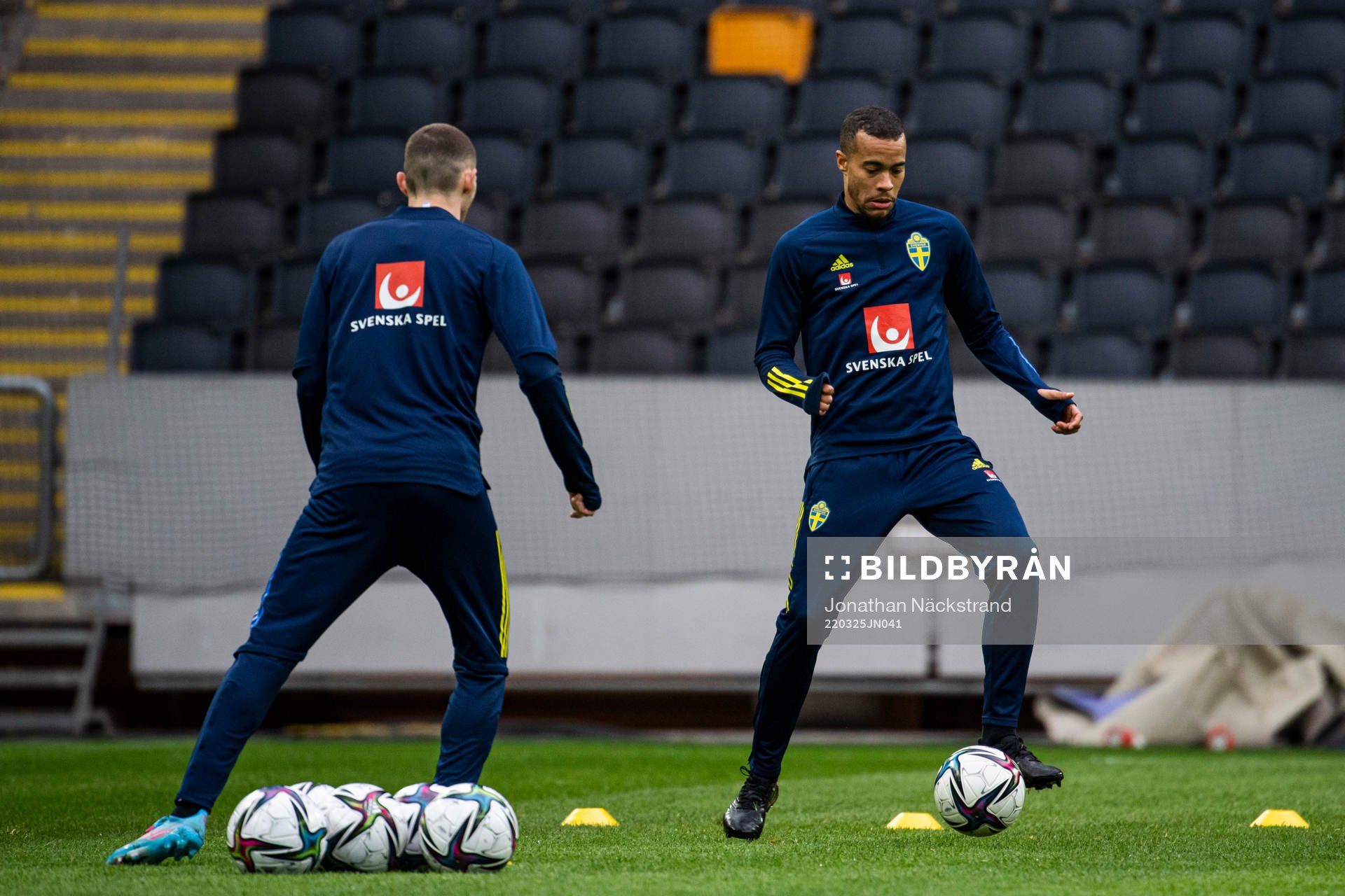Robin Quaison of Sweden