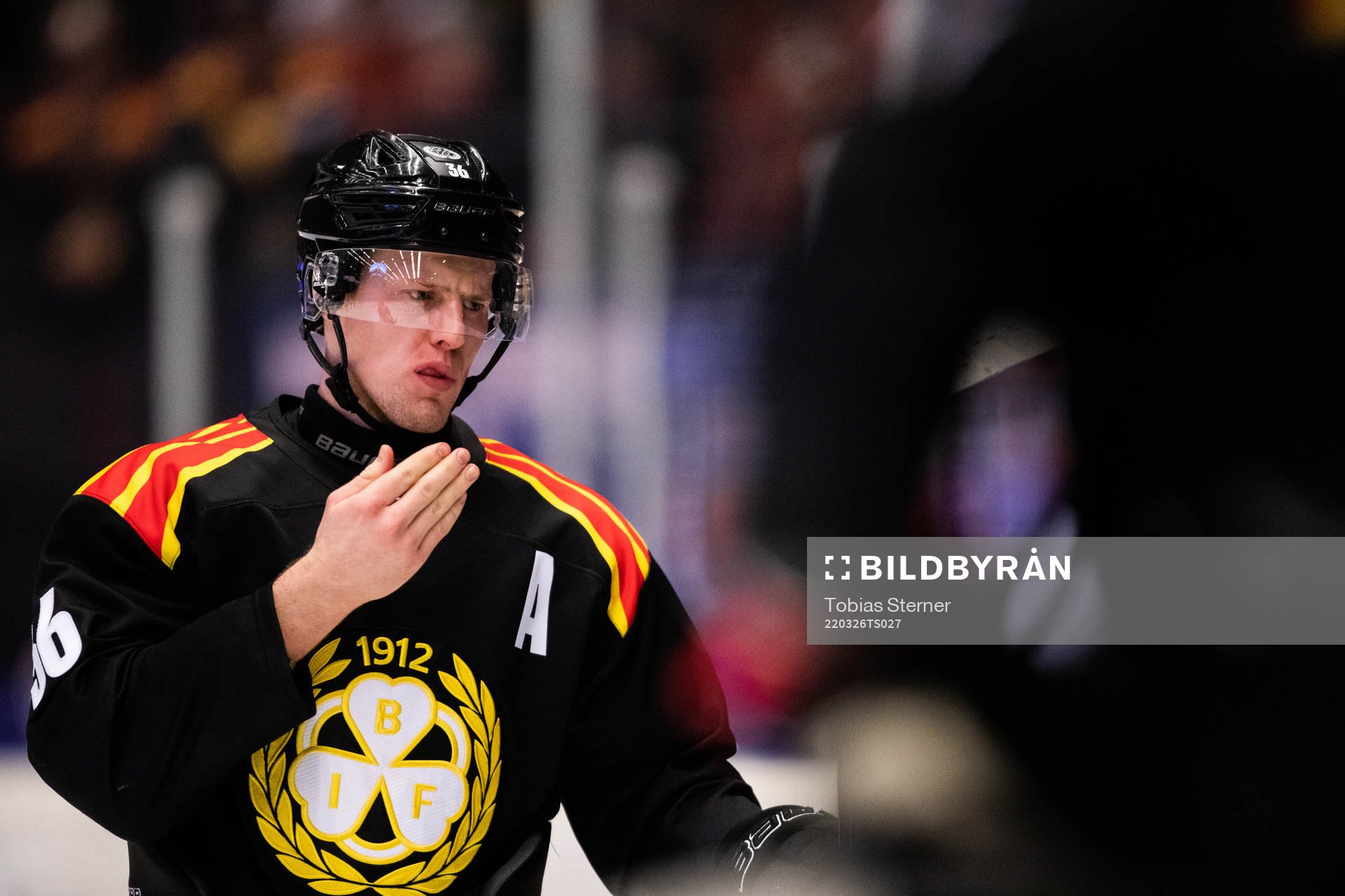 Brynäs Linus Ölund har ont