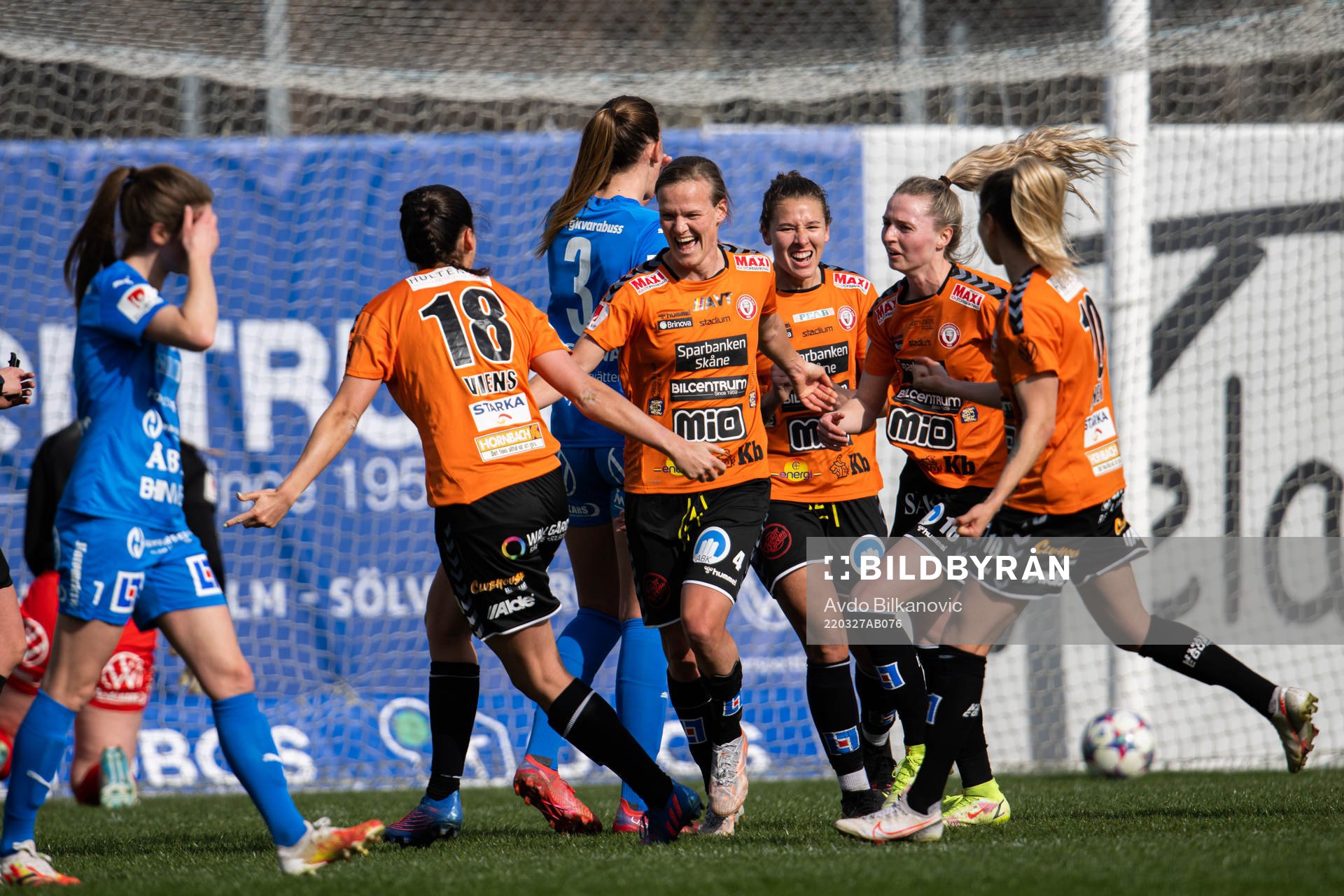 Kristianstads Michaela Wilhelmina Alida van den Bulk jublar under fotbollsmatchen i Damallsvenskan mellan Kristianstad och Kalmar den 27 mars 2022 i Kristianstad. 