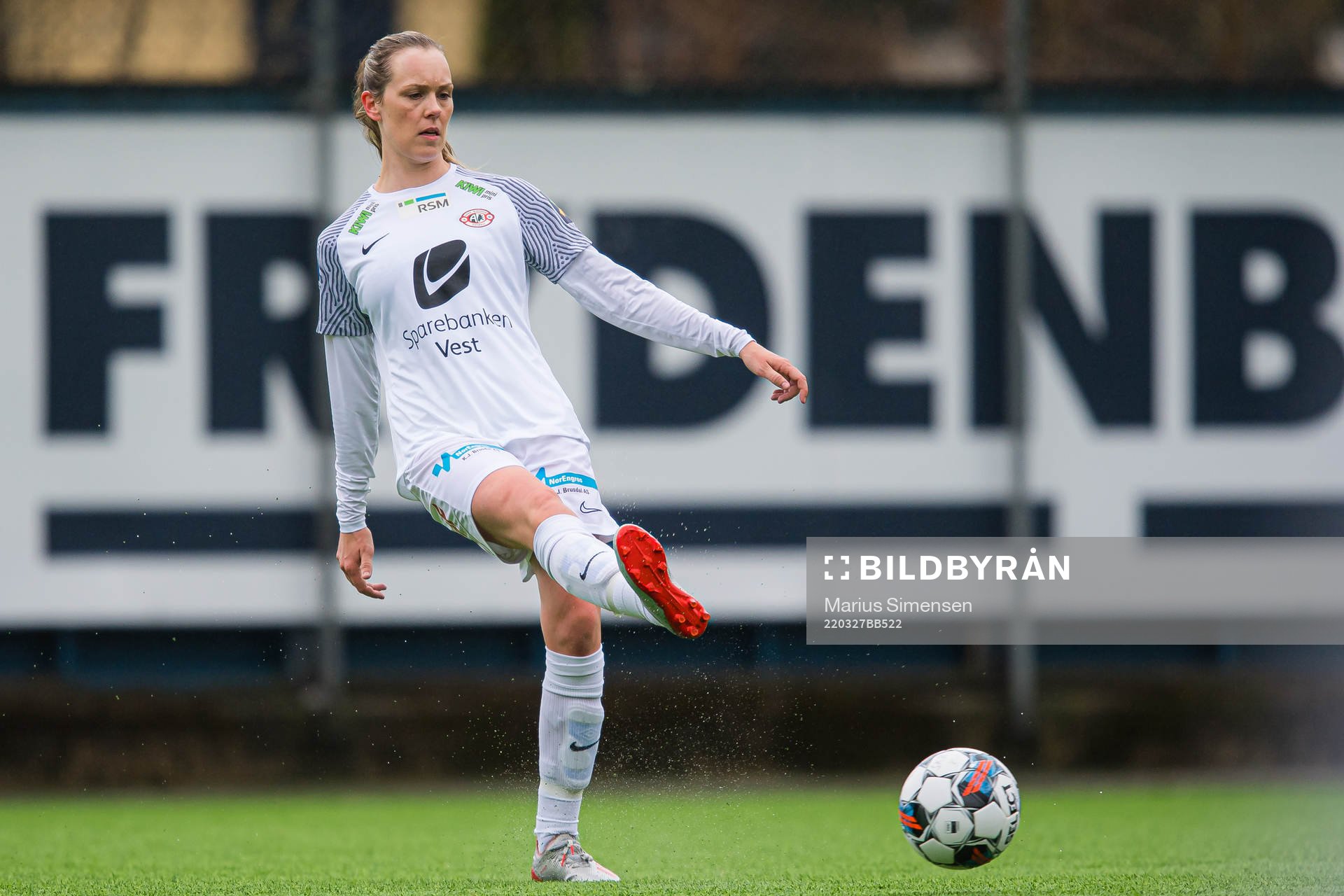 Stine Hovland of Arna-Bjørnar