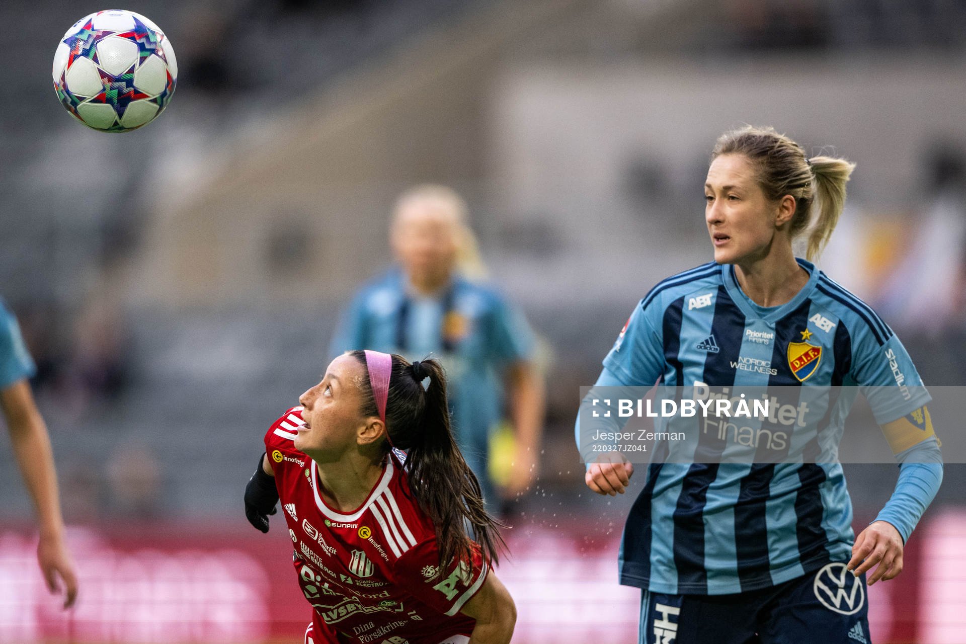 Piteås Katrina Guillou och Djurgårdens Sanna Kullberg
