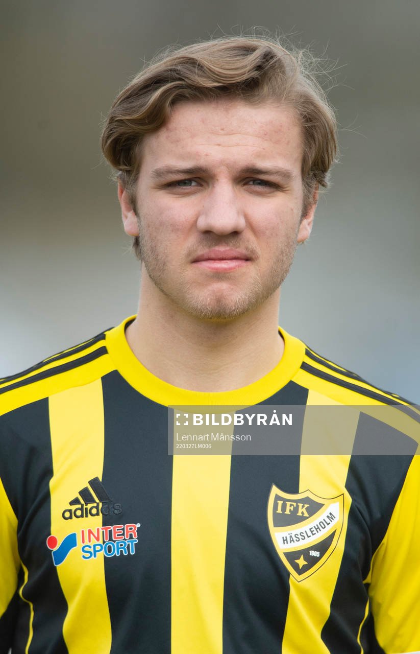 7 IFK Hässleholms Isaac Holmberg i A-truppen, lagbild och