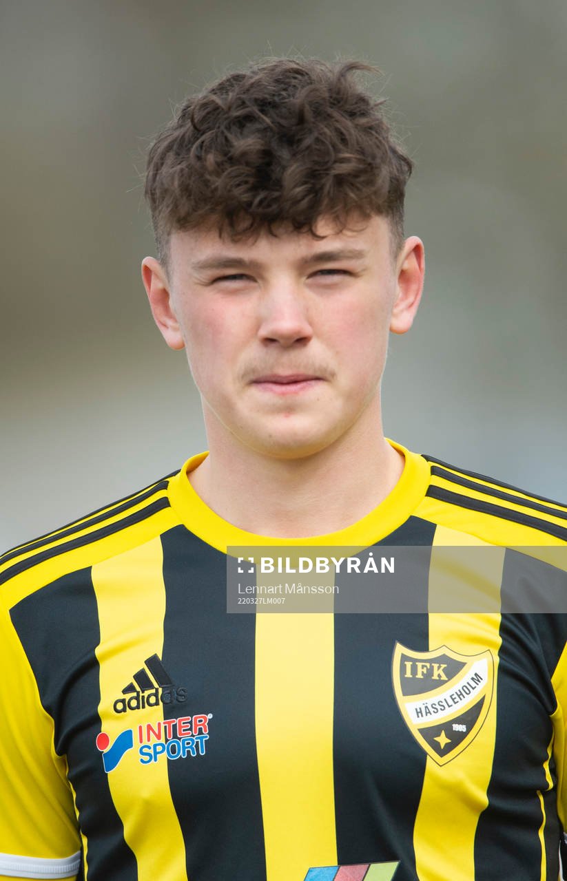 7 IFK Hässleholms Max Nilsson i A-truppen, lagbild och