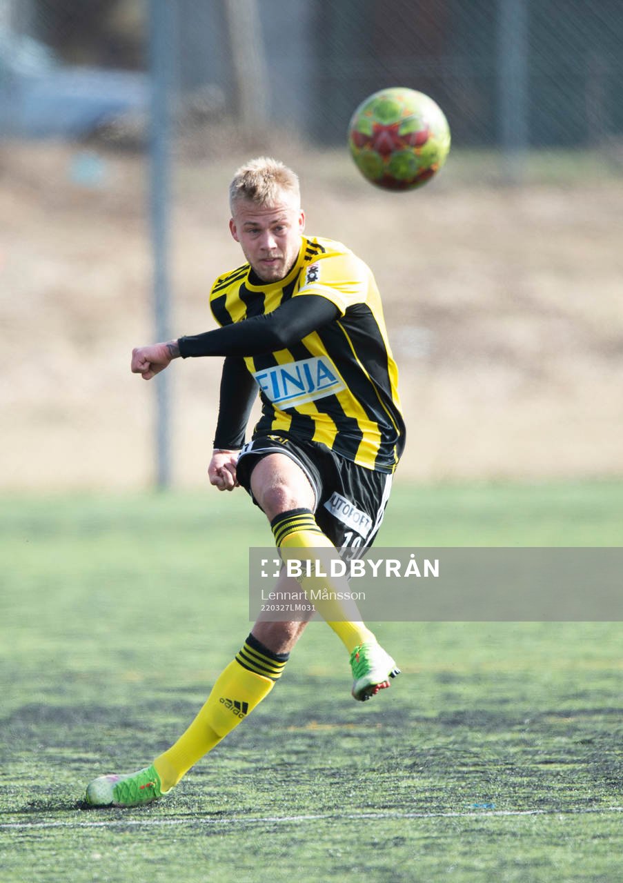 IFK Hässleholms Jens Lynard i träningsmatchen mellan IFK