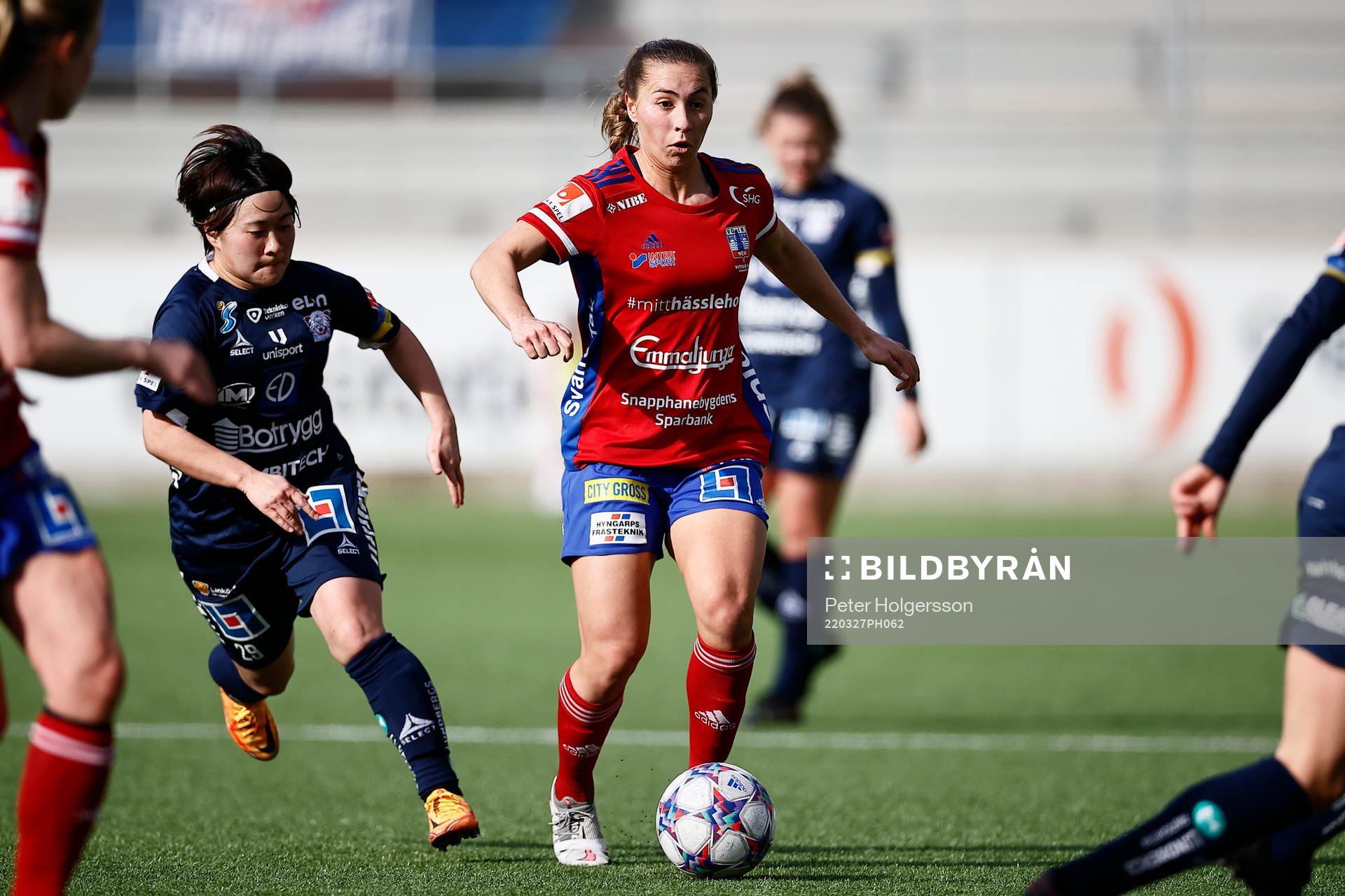 Yuka Momiki och Vittsjös Sarah Stratigakis