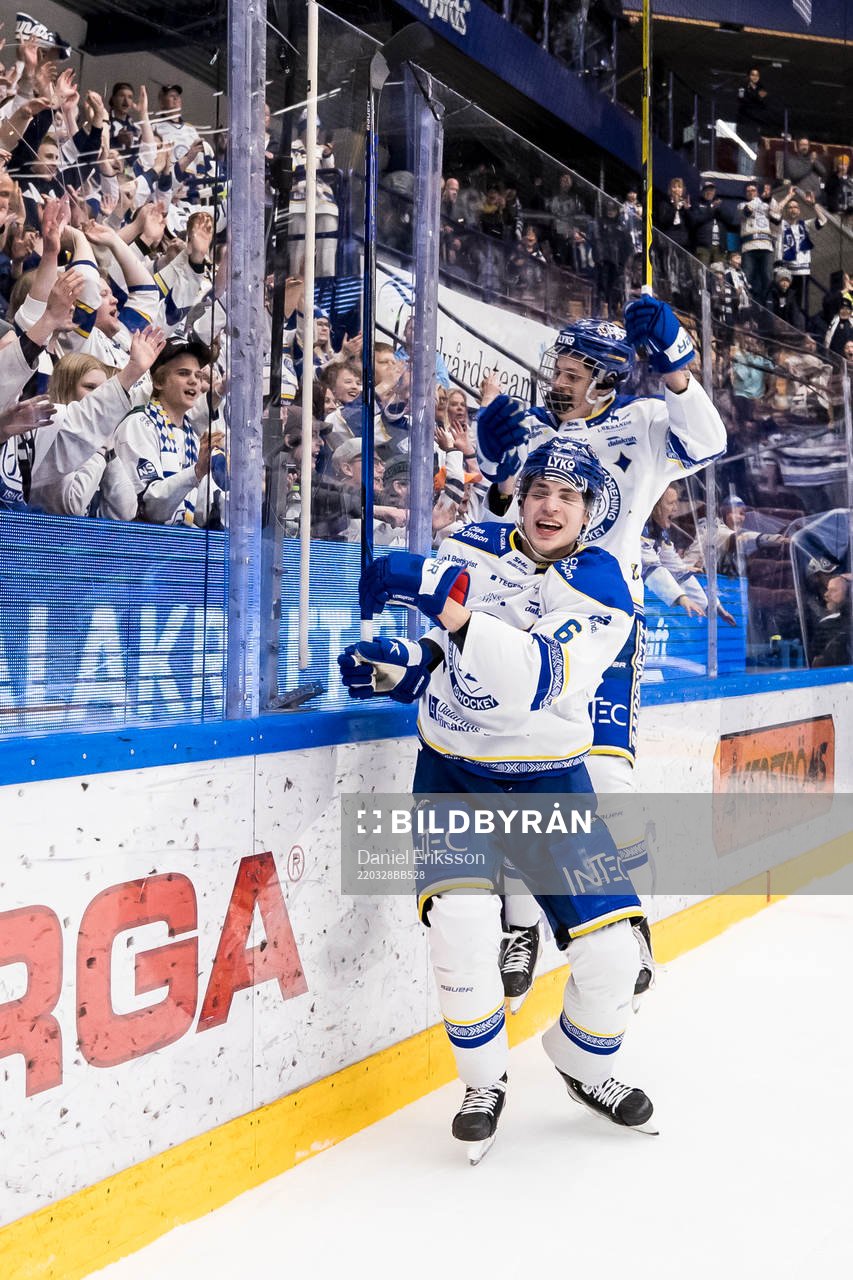 Leksands Alexander Lundqvist och Anton Johansson jublar