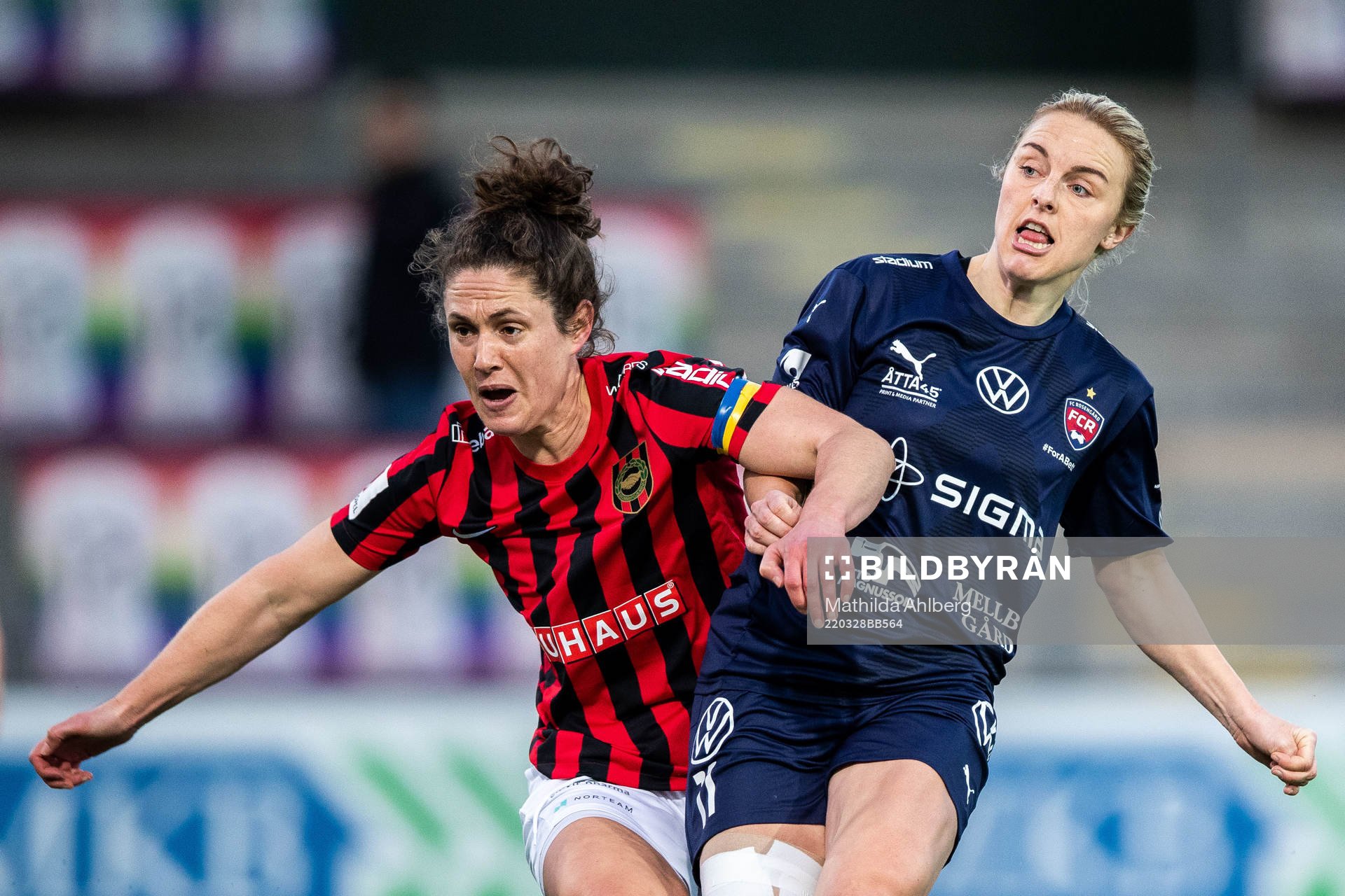 Brommapojkarnas Shannon Woeller och Rosengårds Mimmi