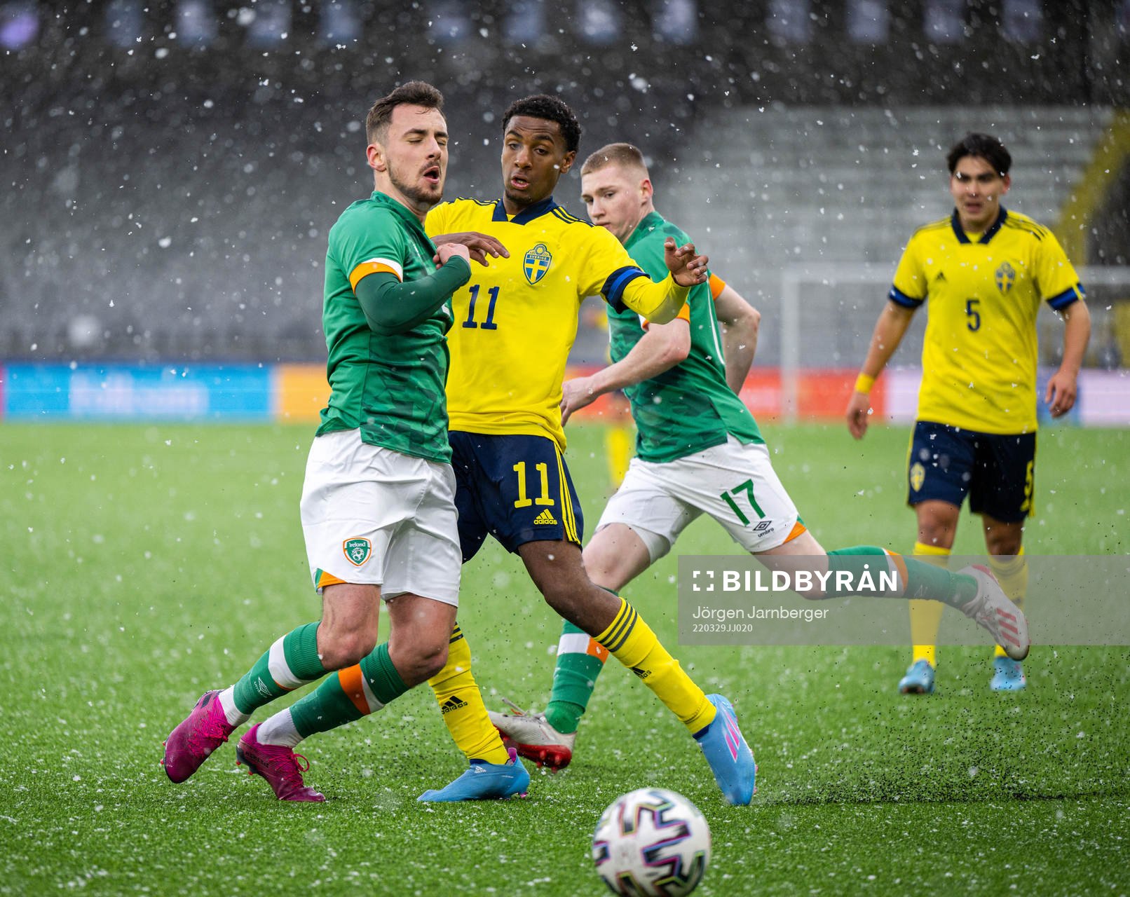 Lee O'Connor of Ireland and Paulos Abraham of Sweden