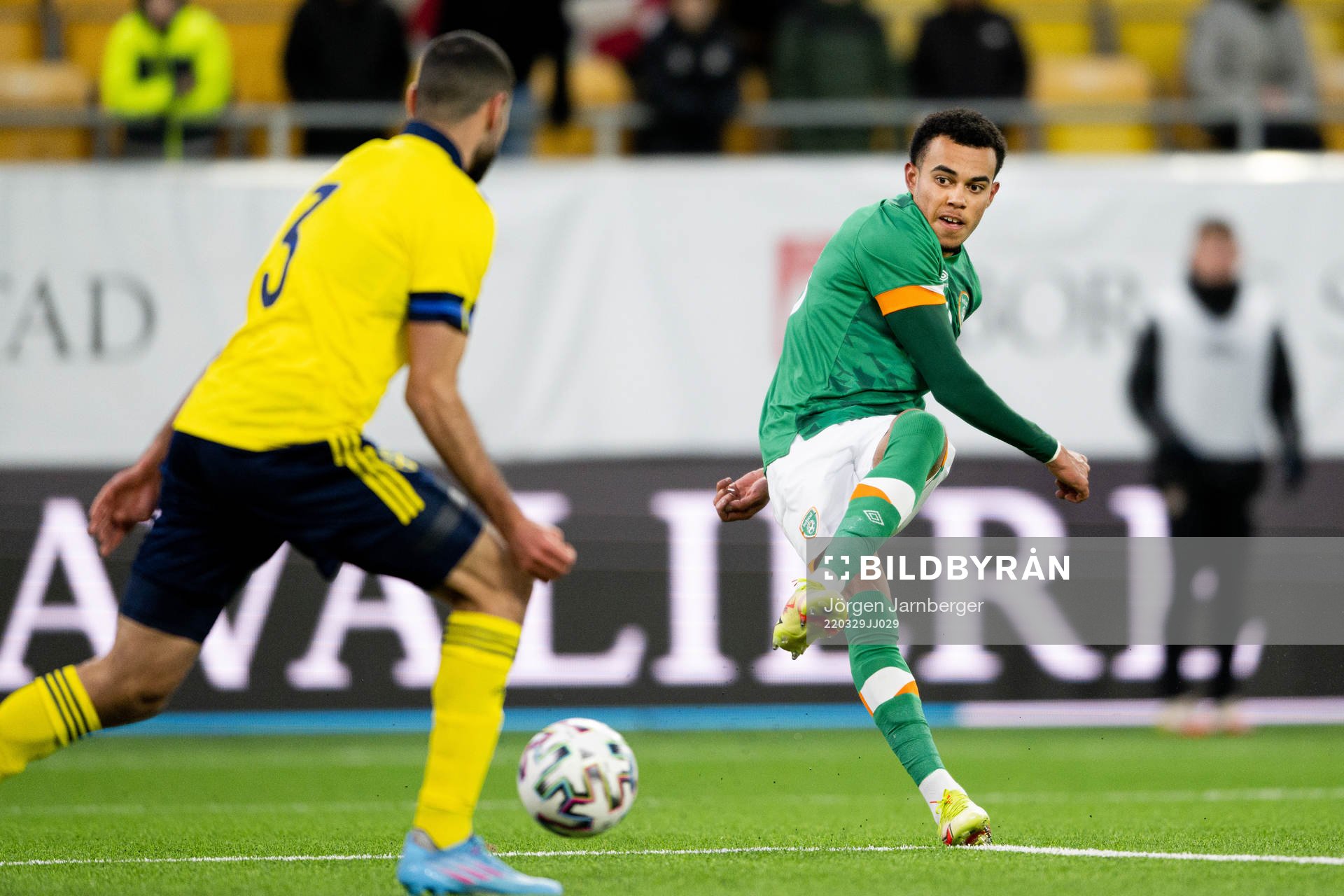 Tyreik Wright of Ireland scores the 0-2 goal