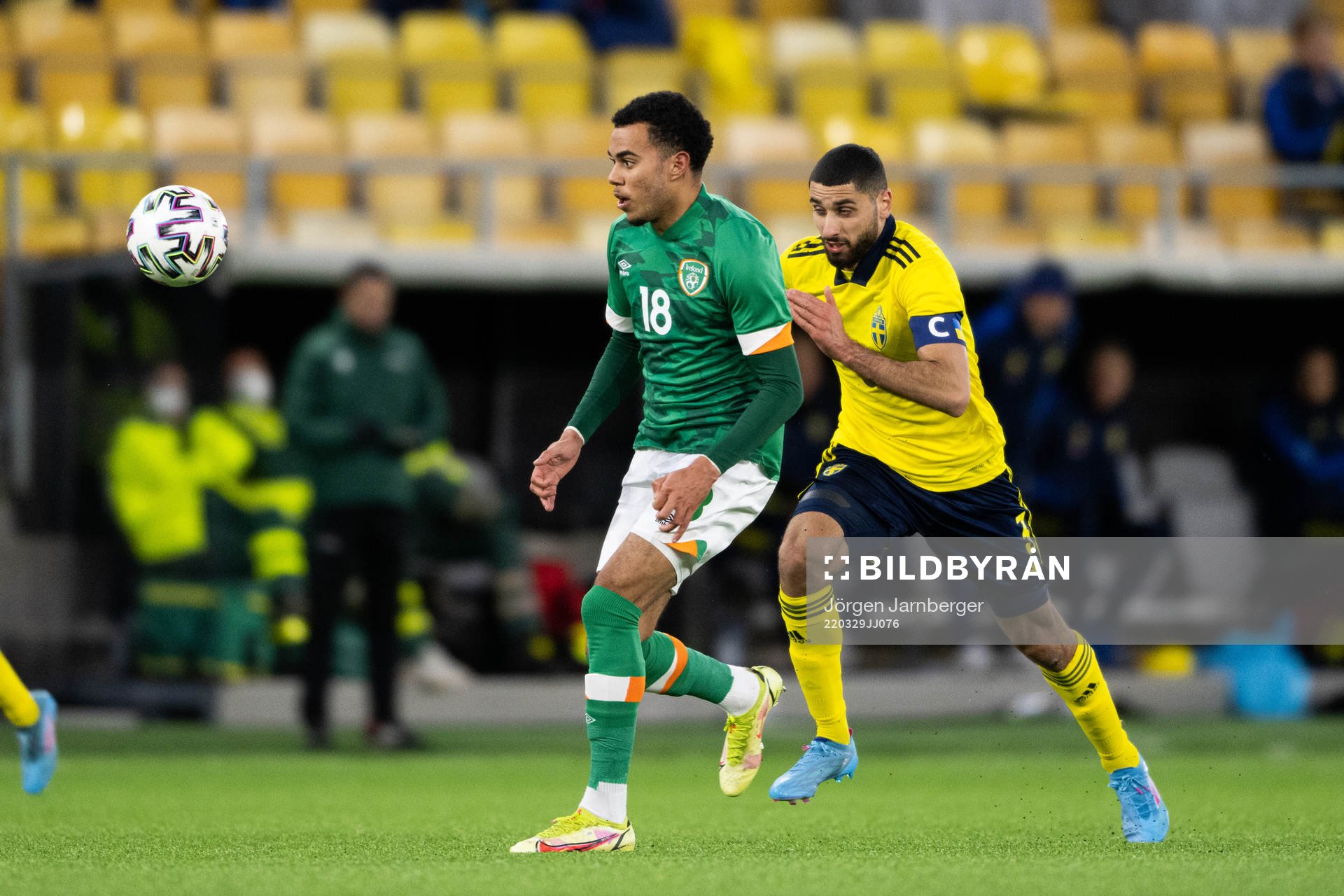 Tyreik Wright of Ireland and Aiham Ousou of Sweden