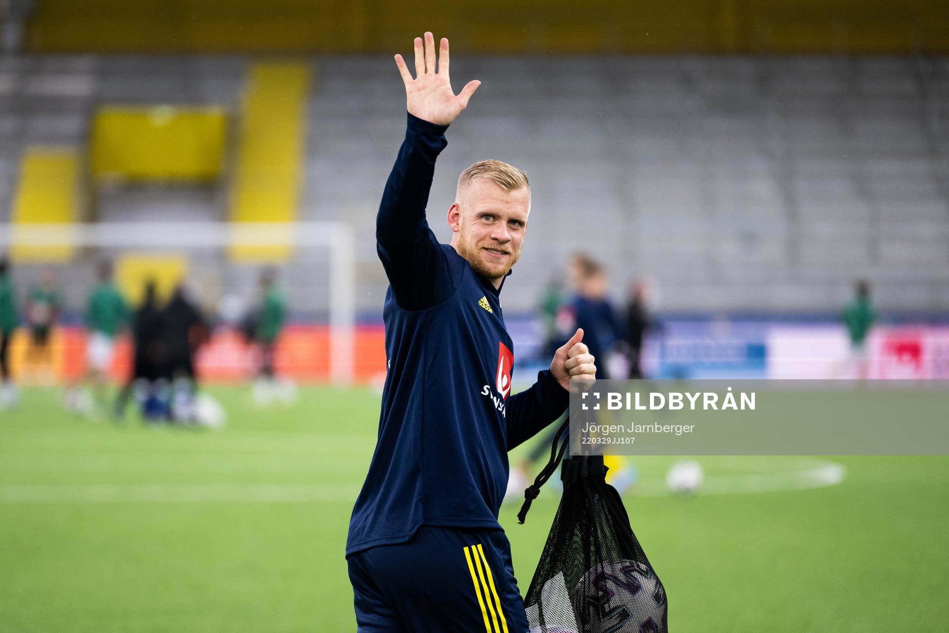 Linus Eriksson goalkeeper trainer of Sweden