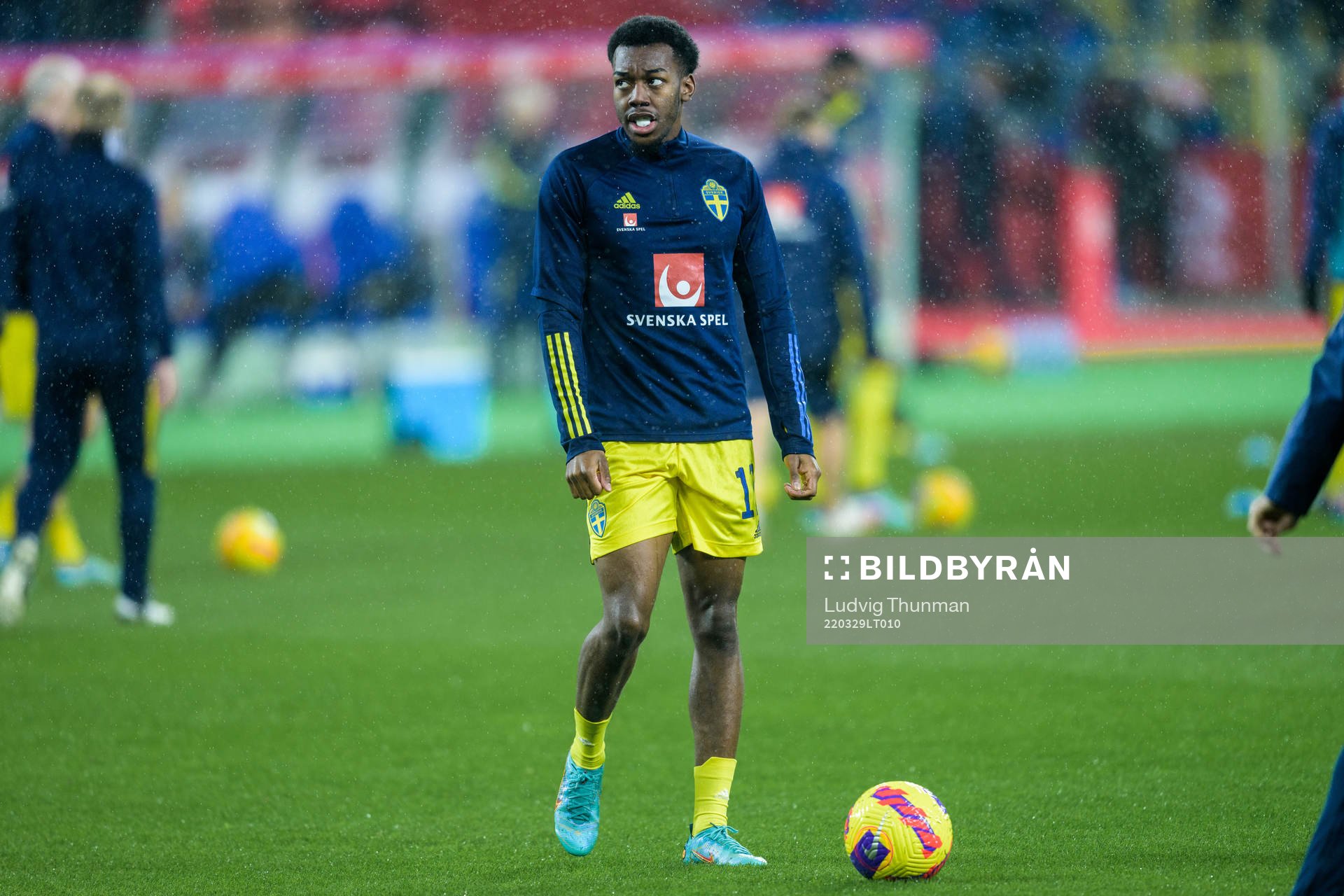 Anthony Elanga of Sweden