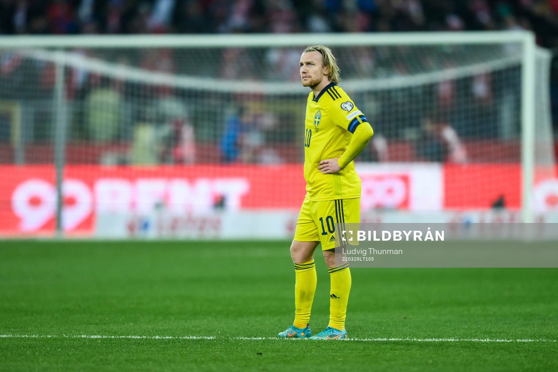 Emil Forsberg of Sweden looks dejected