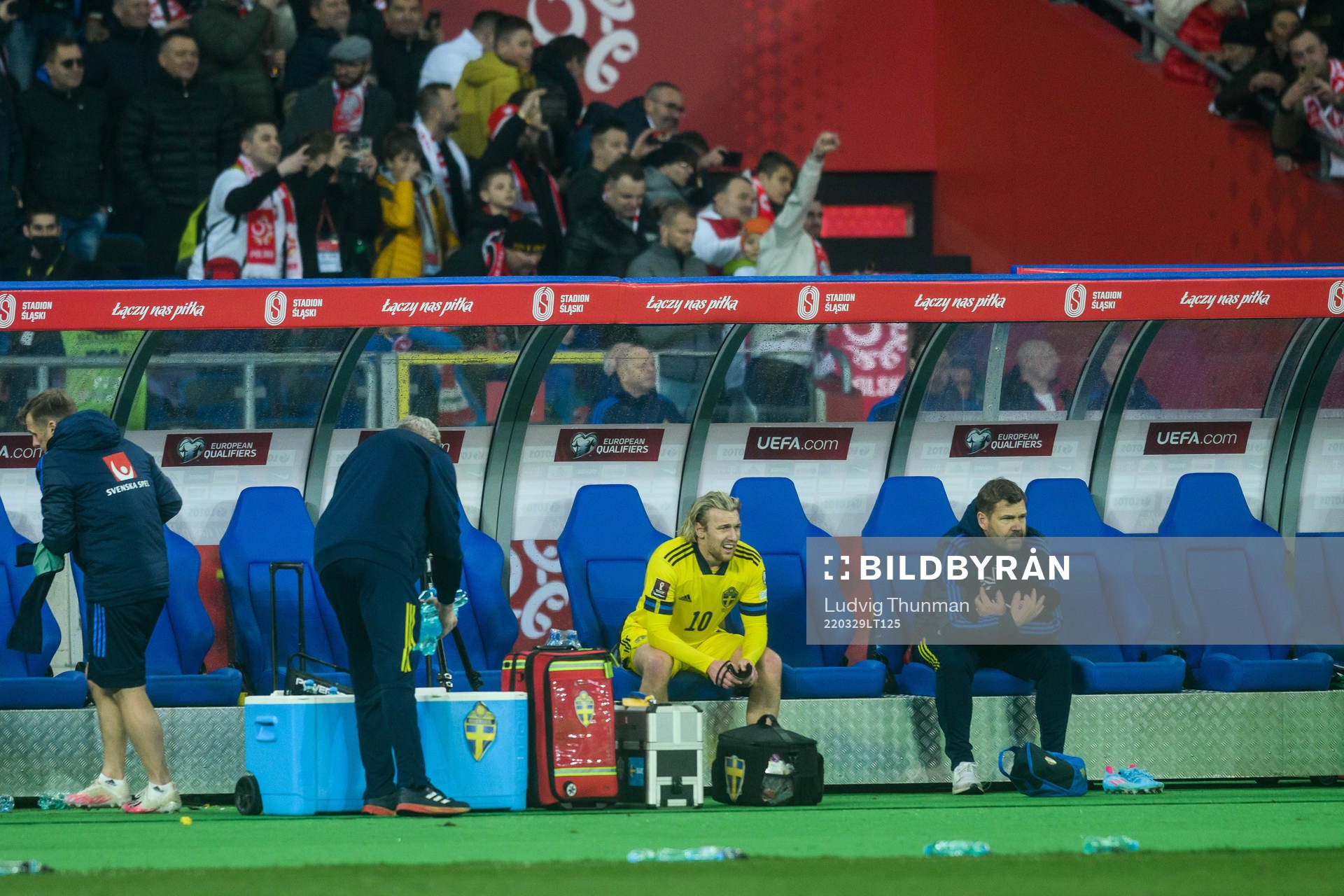 Emil Forsberg of Sweden looks dejected