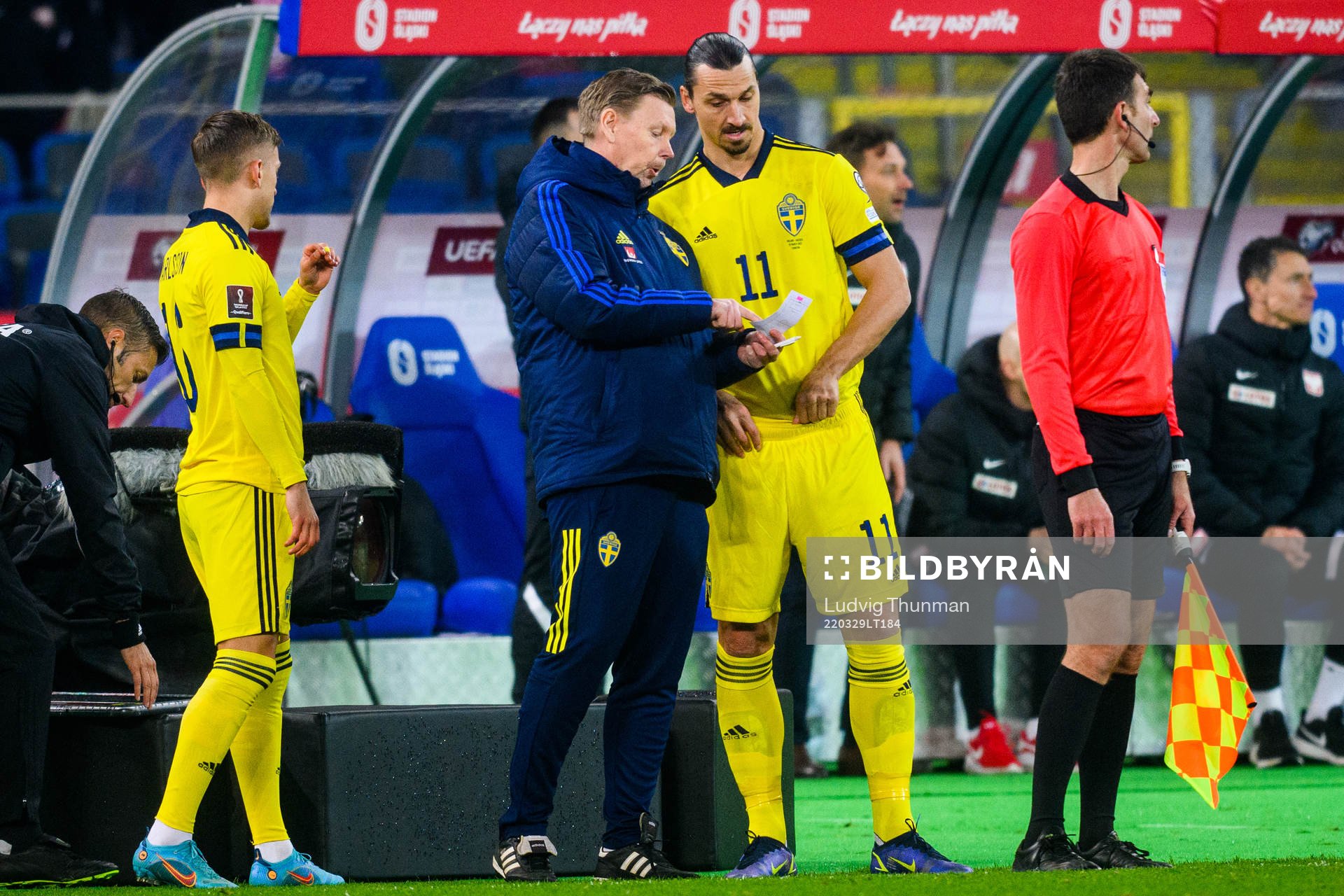 Assistant coach Peter Wettergren and Zlatan Ibrahimovic