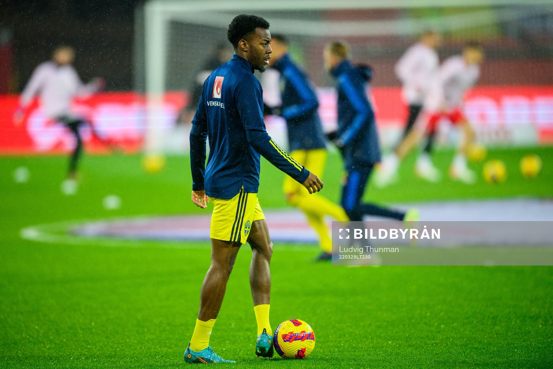Anthony Elanga of Sweden