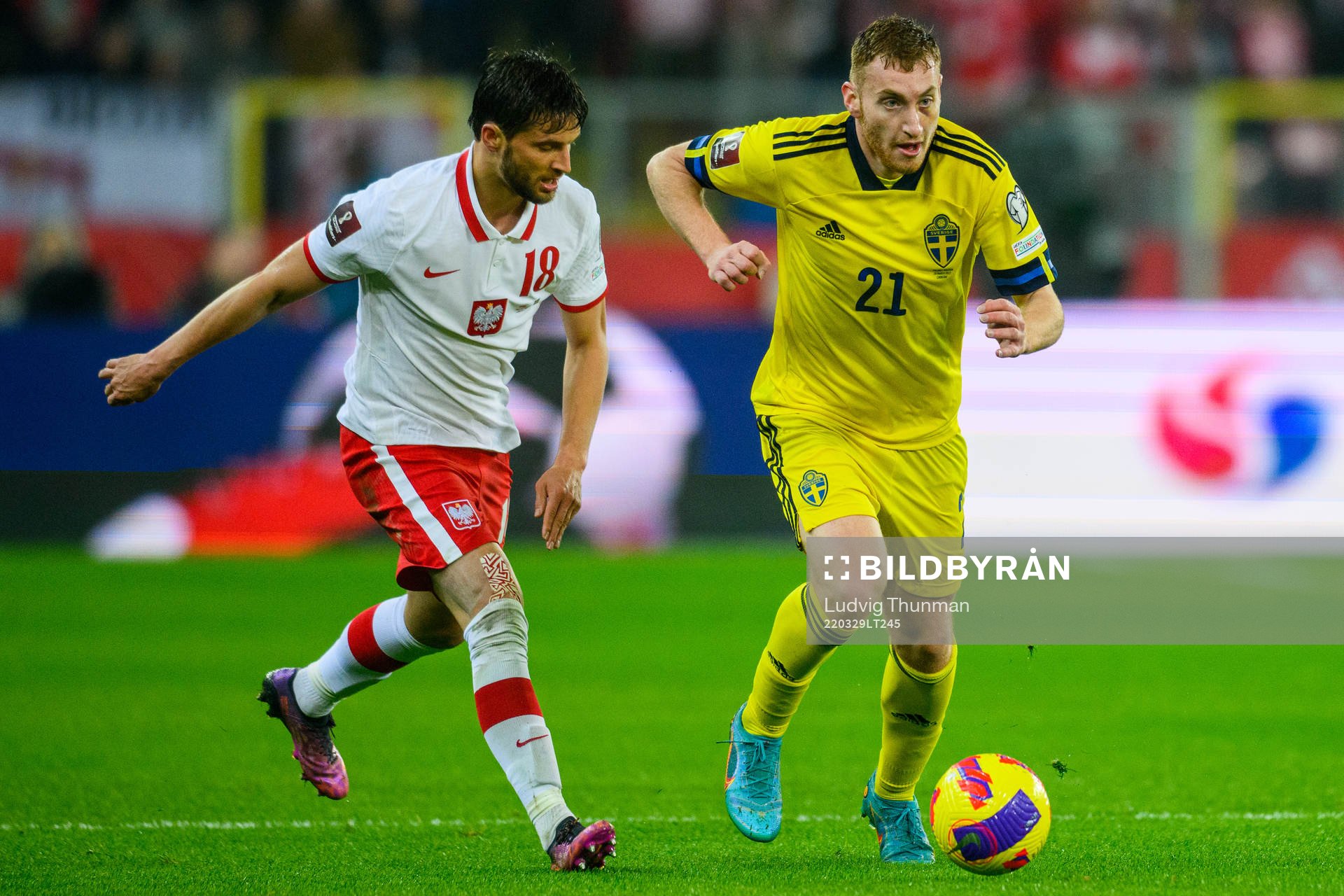 Bartosz Berezynski of Poland and Dejan Kulusevski of Sweden