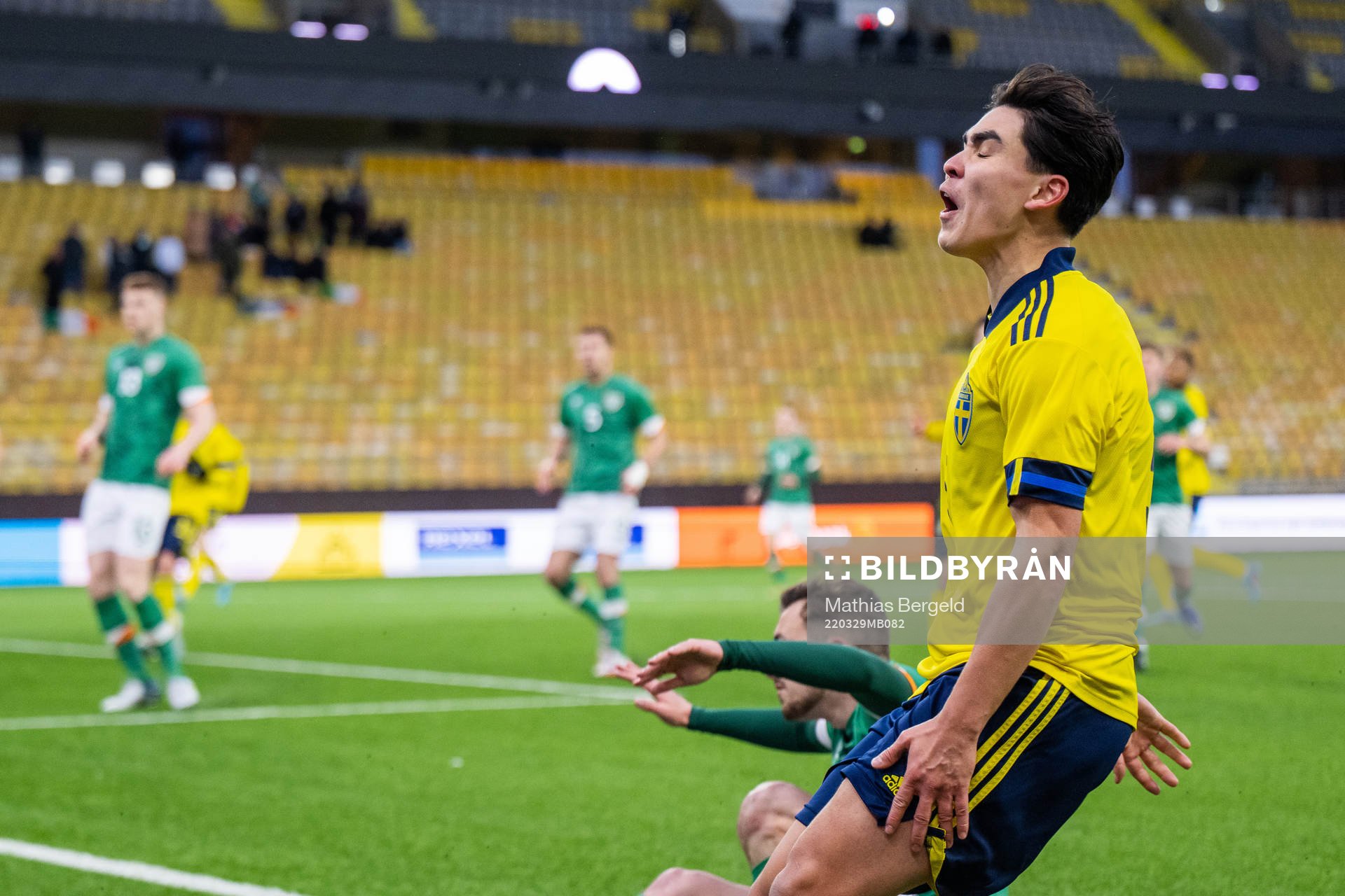 Eric Kahl of Sweden reacts