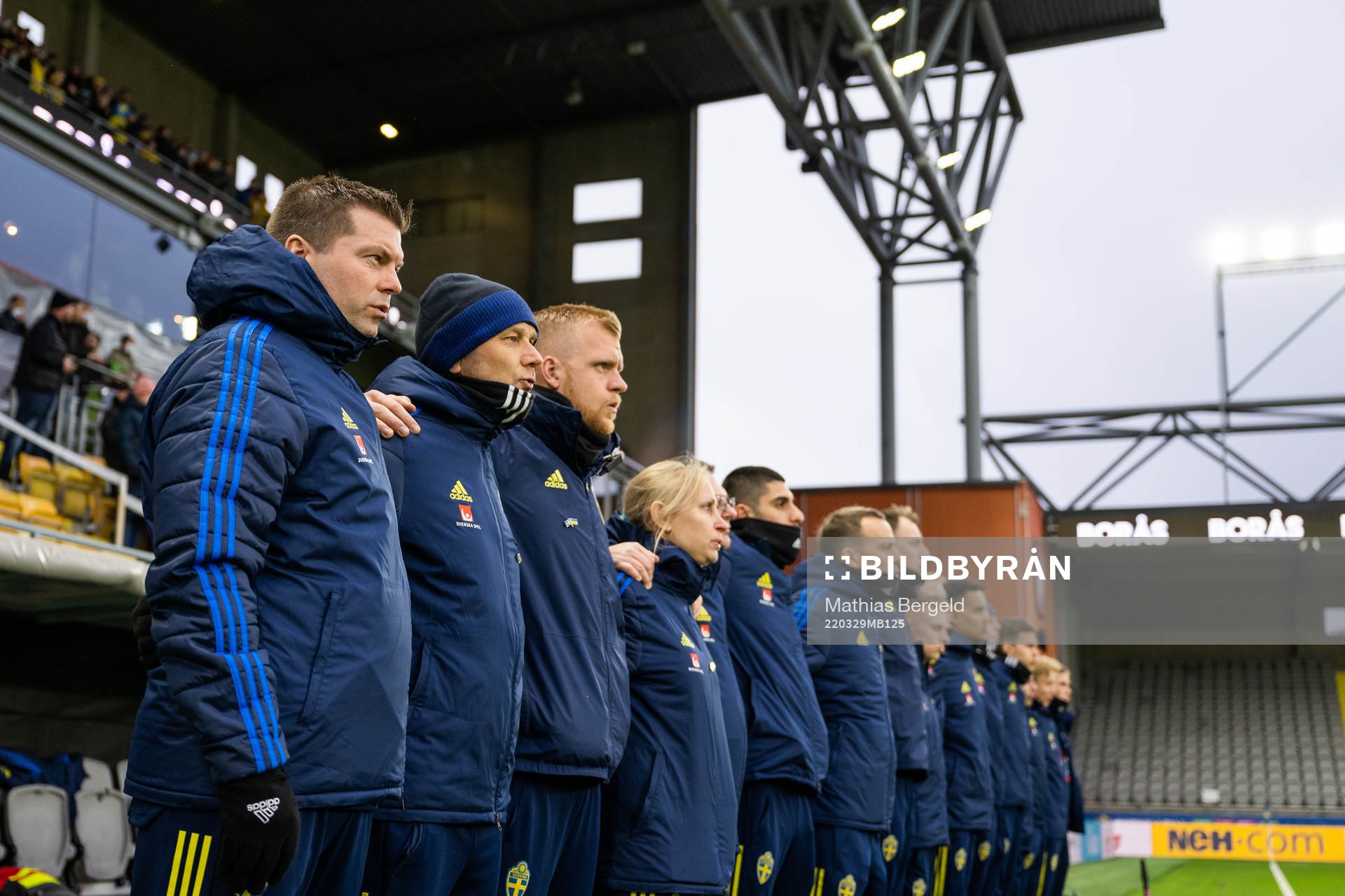 head coach Jens Gustafsson of Sweden